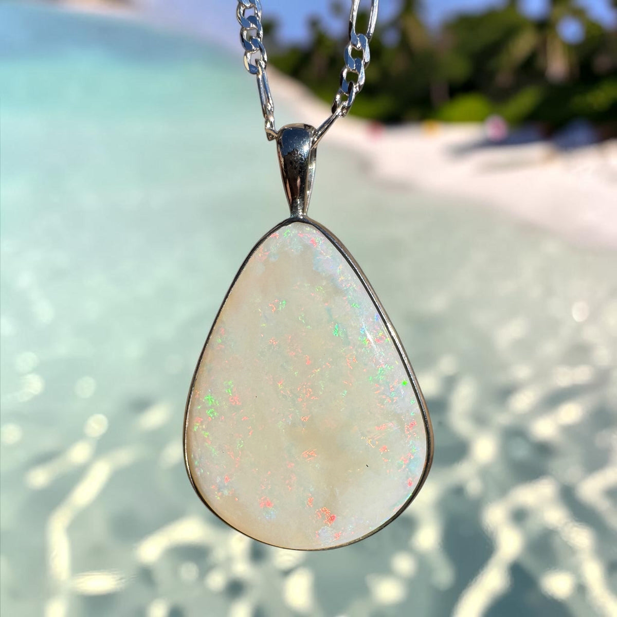 The Difference Between Precious and Common Opal - Iona Opal Australia