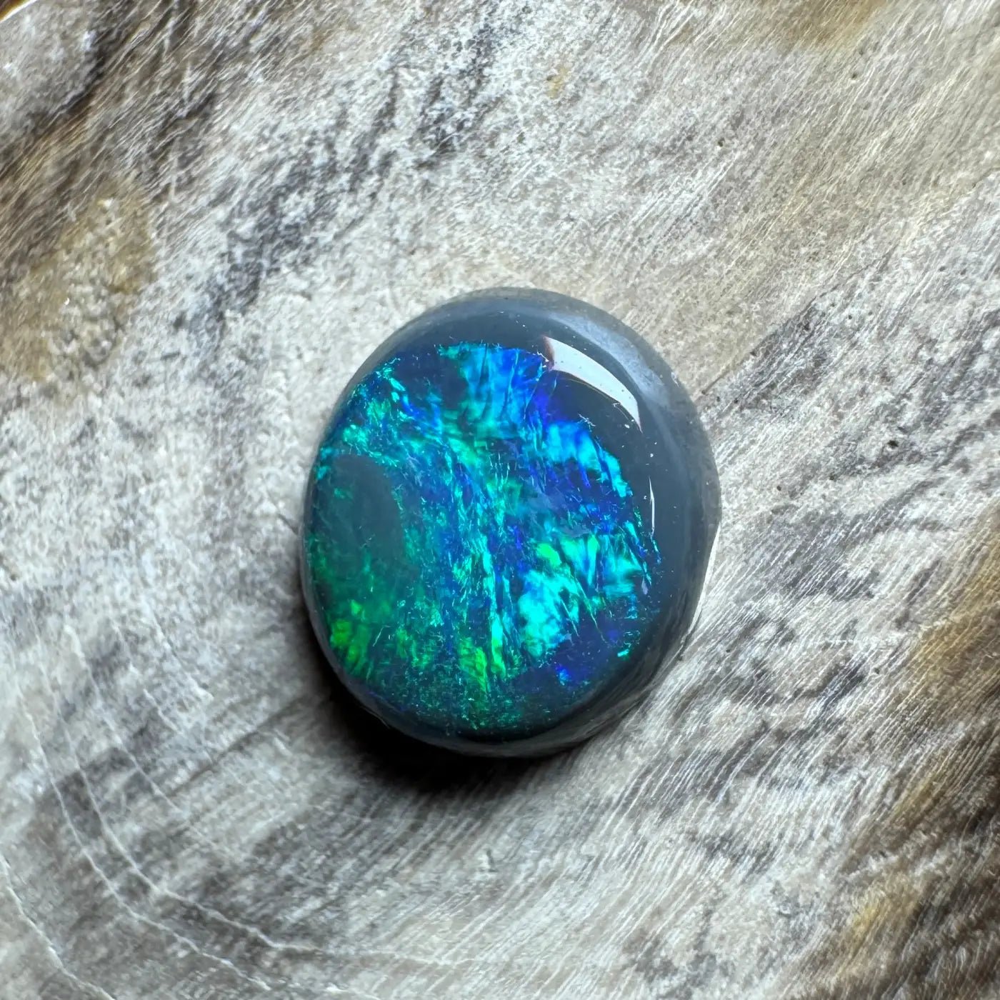 0.65ct Hand - Cut Solid Lightning Ridge Semi Black Opal