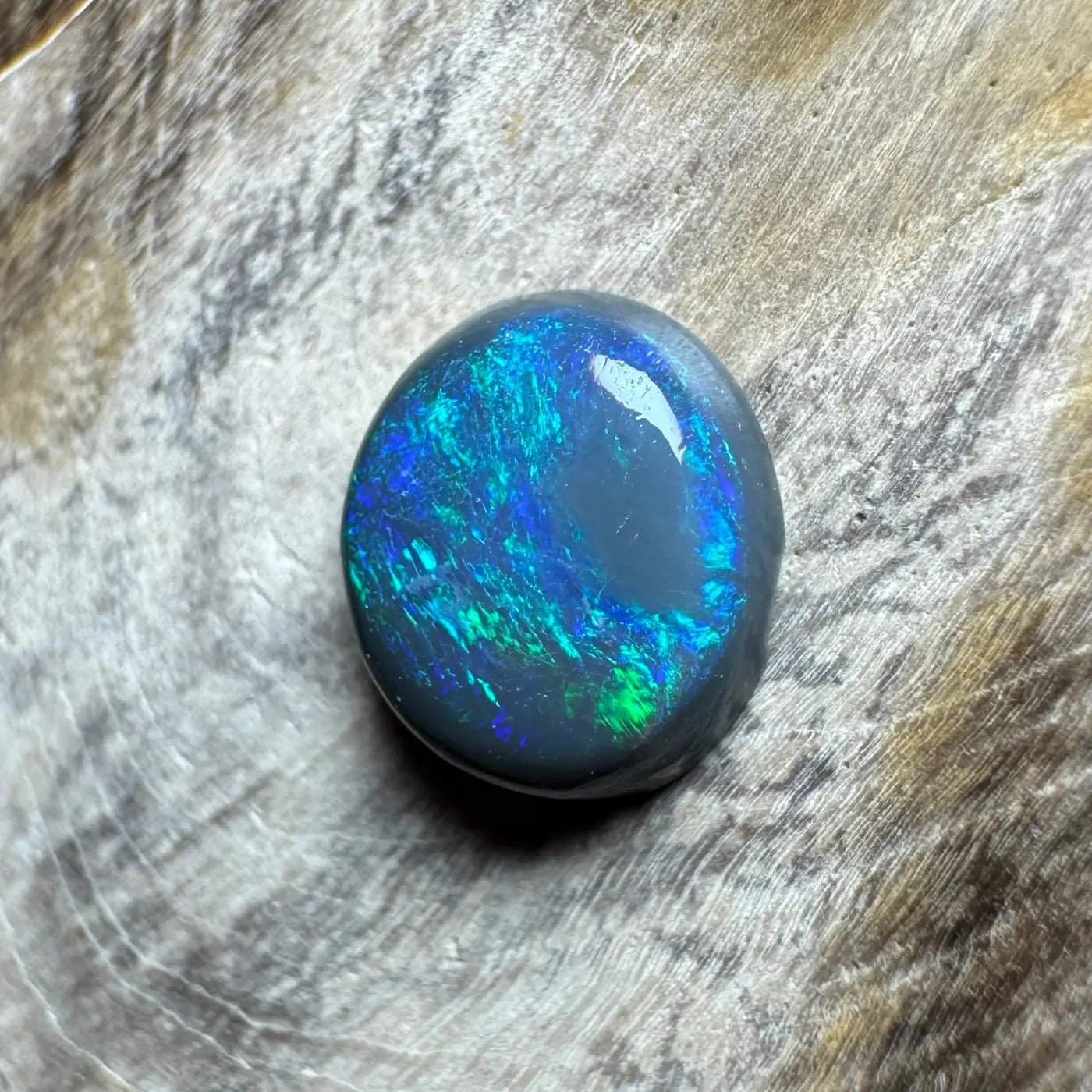 0.65ct Hand - Cut Solid Lightning Ridge Semi Black Opal