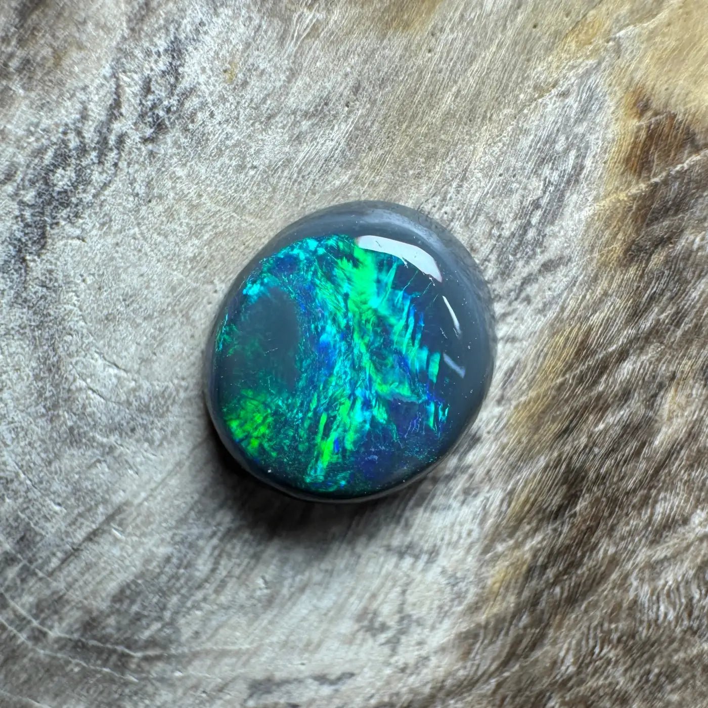 0.65ct Hand - Cut Solid Lightning Ridge Semi Black Opal