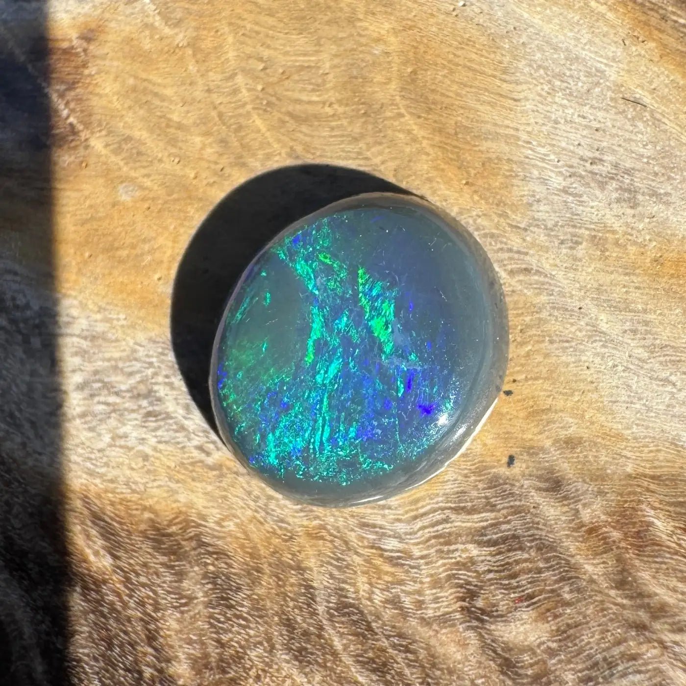 0.65ct Hand - Cut Solid Lightning Ridge Semi Black Opal
