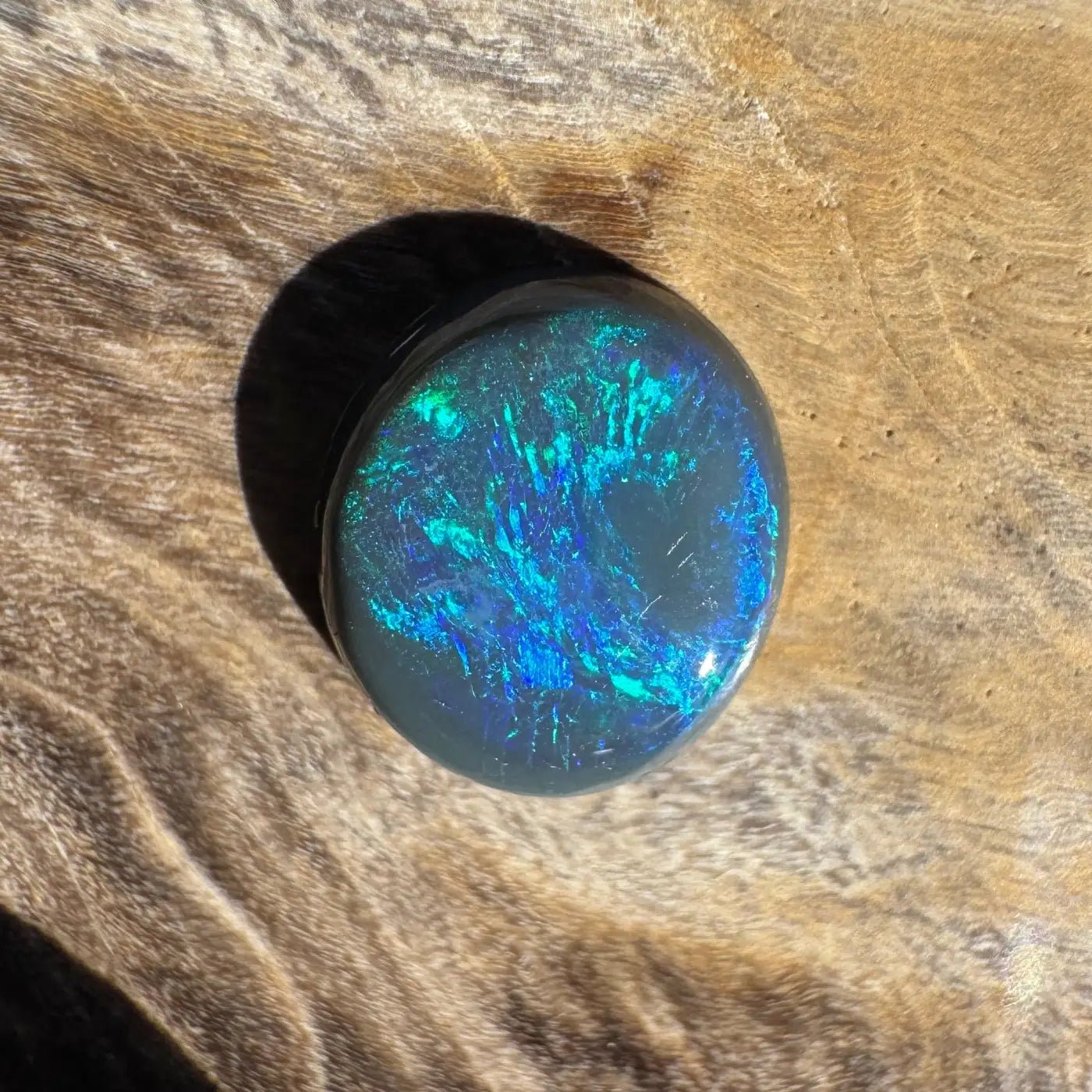 0.65ct Hand - Cut Solid Lightning Ridge Semi Black Opal
