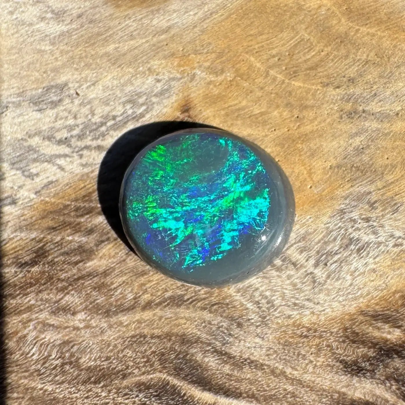 0.65ct Hand - Cut Solid Lightning Ridge Semi Black Opal