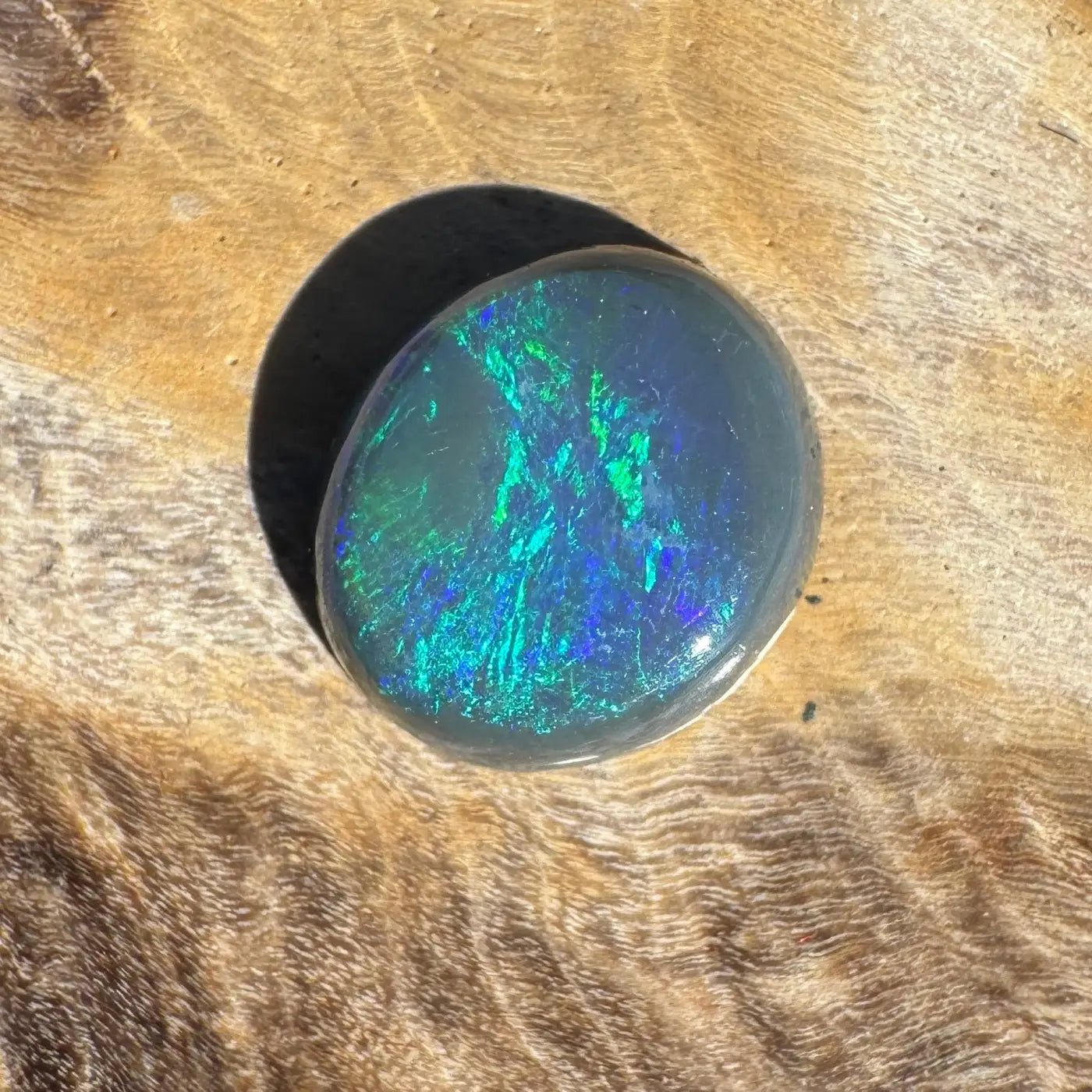 0.65ct Hand - Cut Solid Lightning Ridge Semi Black Opal