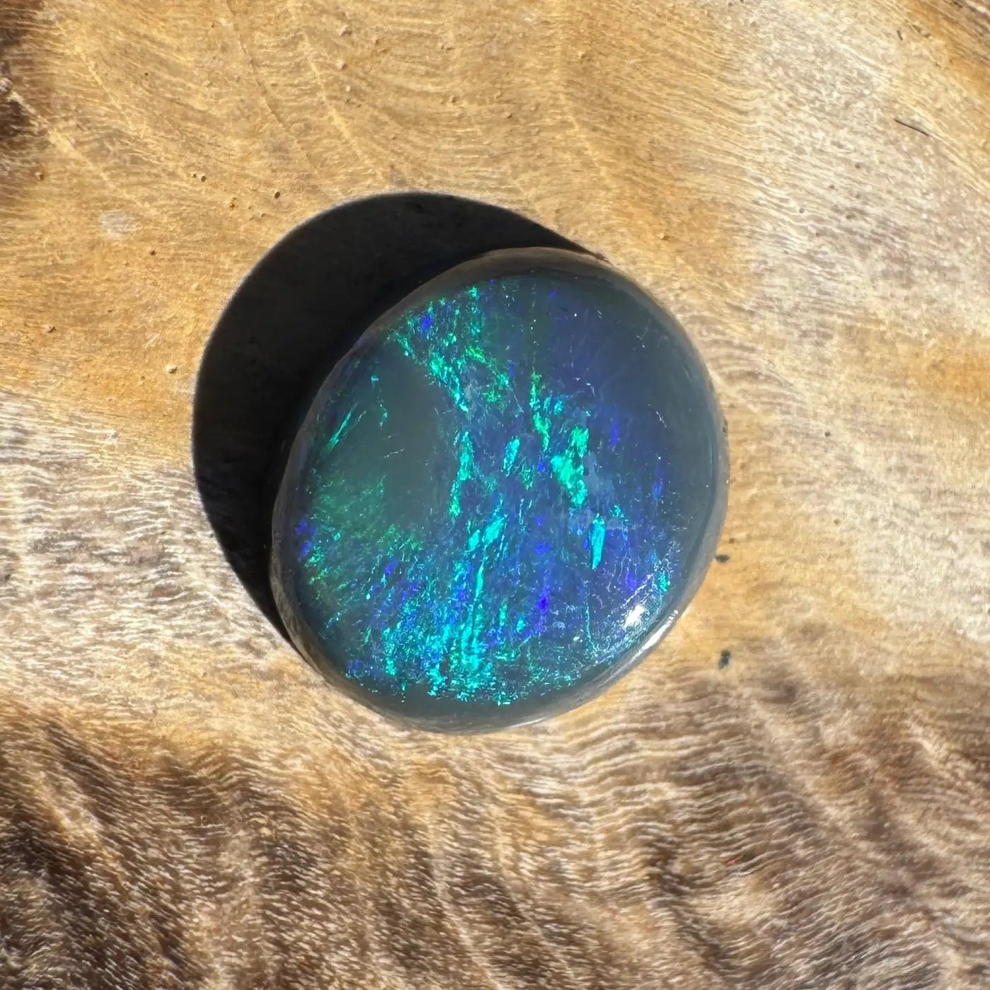 0.65ct Hand - Cut Solid Lightning Ridge Semi Black Opal