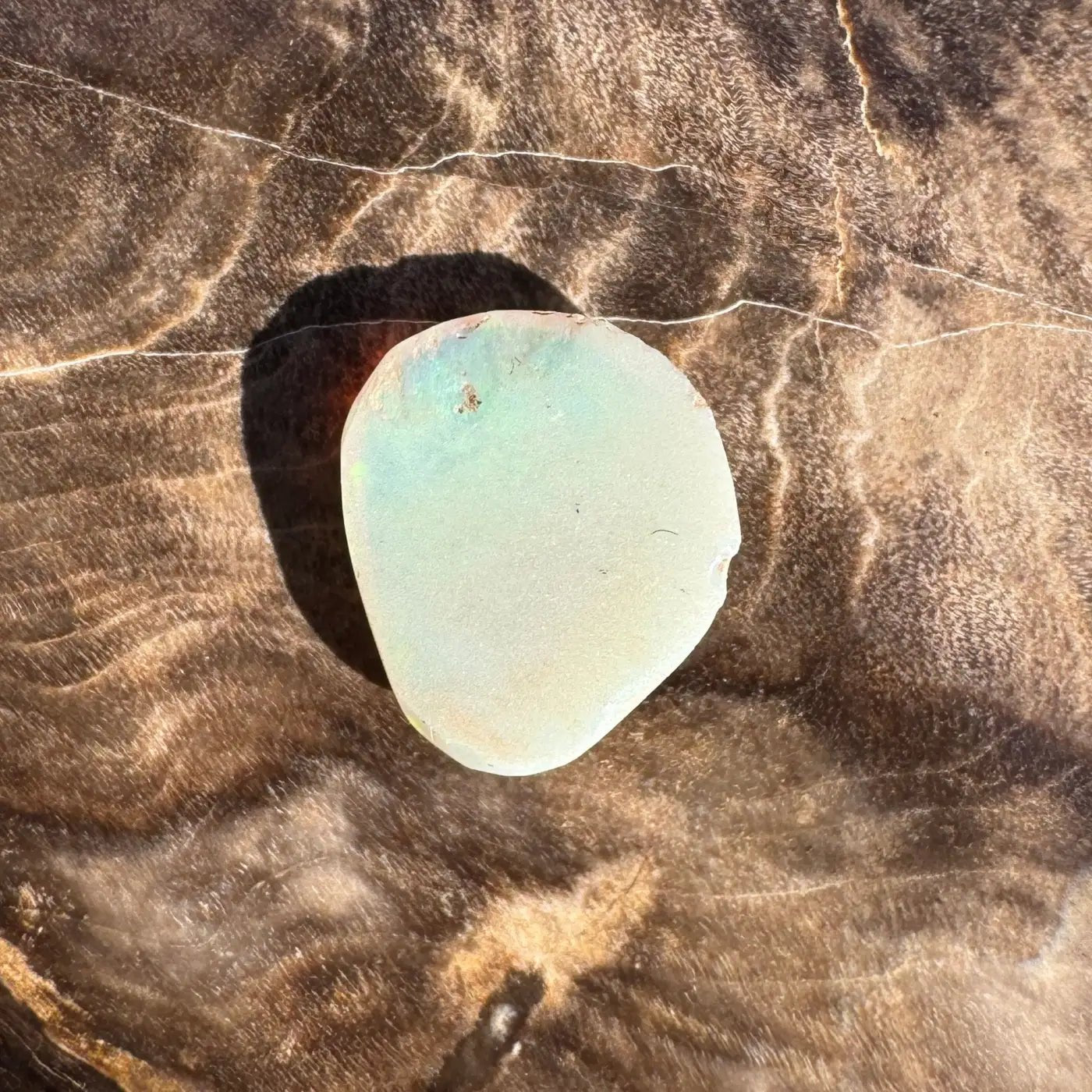 0.8ct Hand - Cut Solid Lightning Ridge Opal