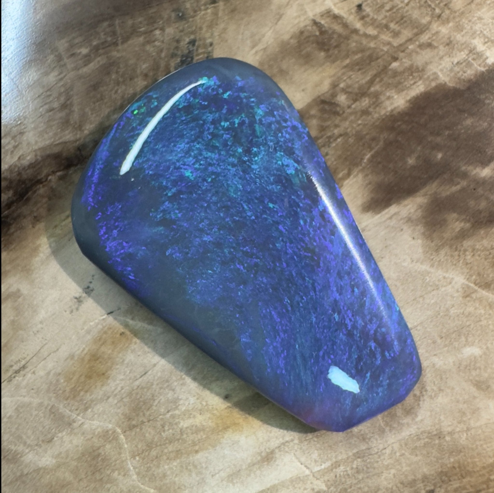 10.3ct Hand - cut Solid Lightning Ridge Semi Black Opal