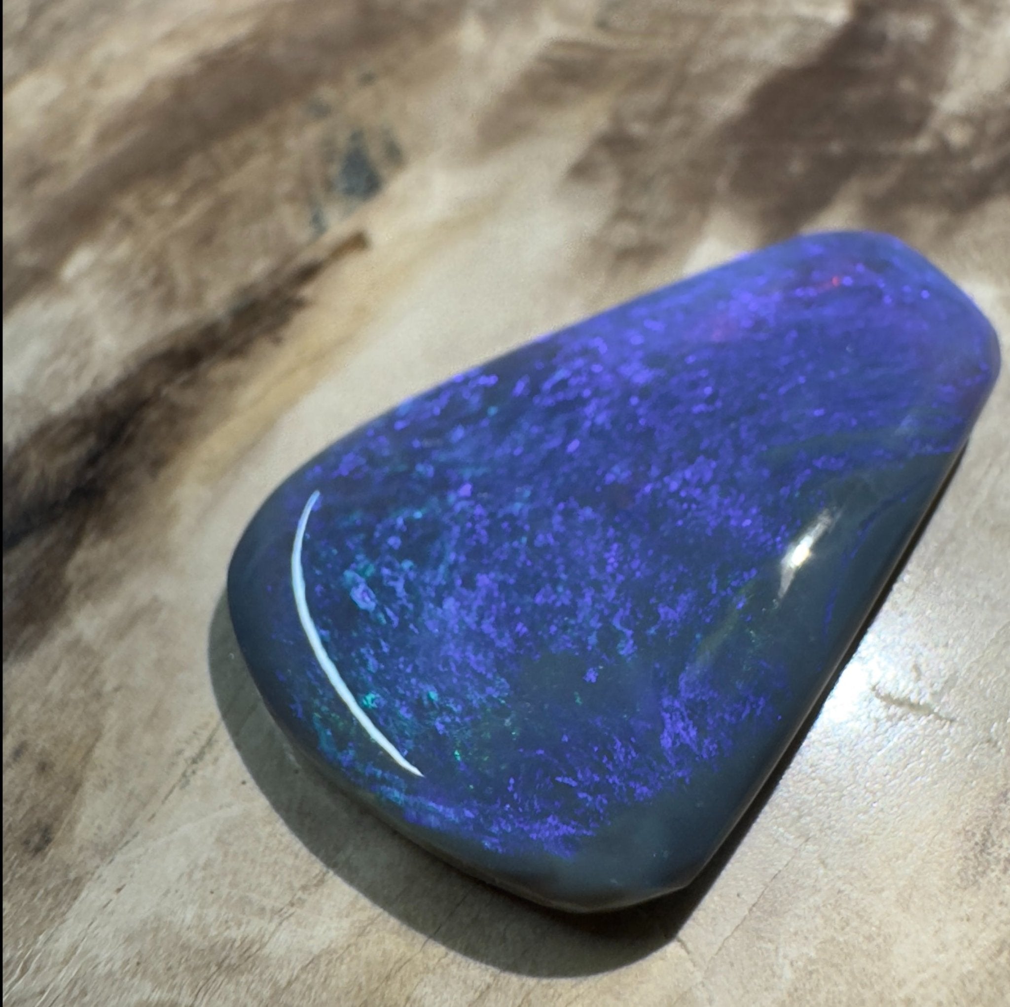 10.3ct Hand - cut Solid Lightning Ridge Semi Black Opal