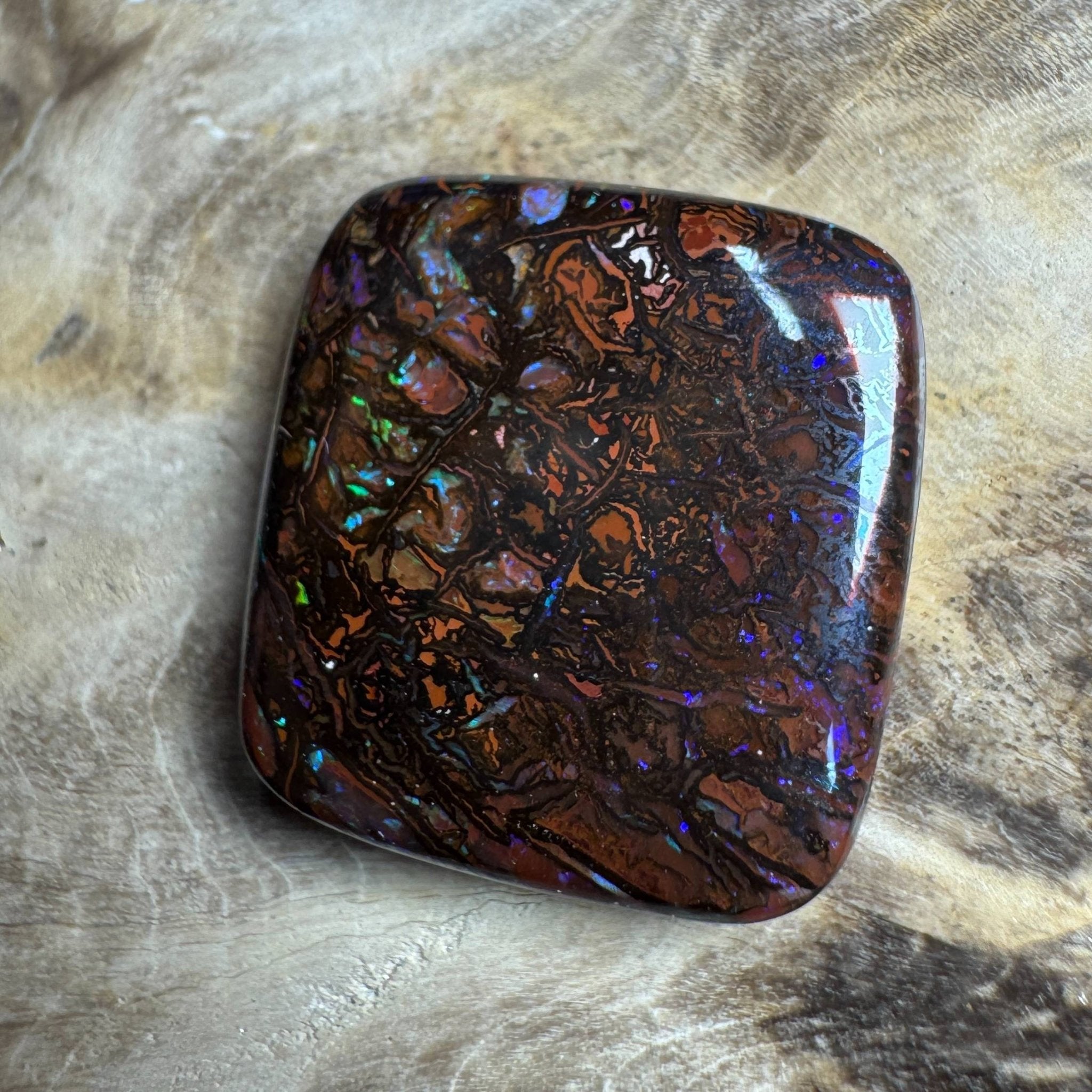 11ct Hand - cut Queensland Boulder Opal