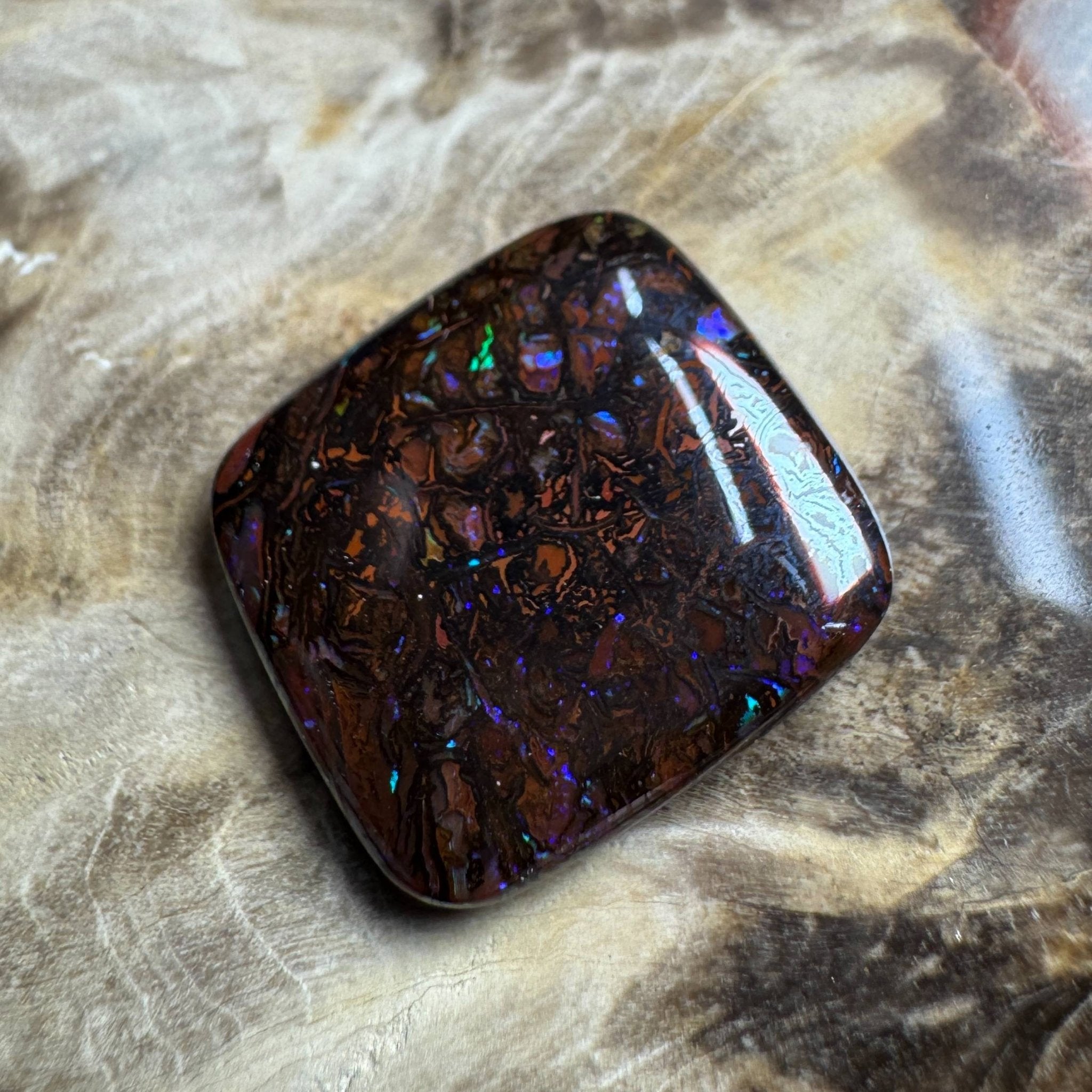 11ct Hand - cut Queensland Boulder Opal