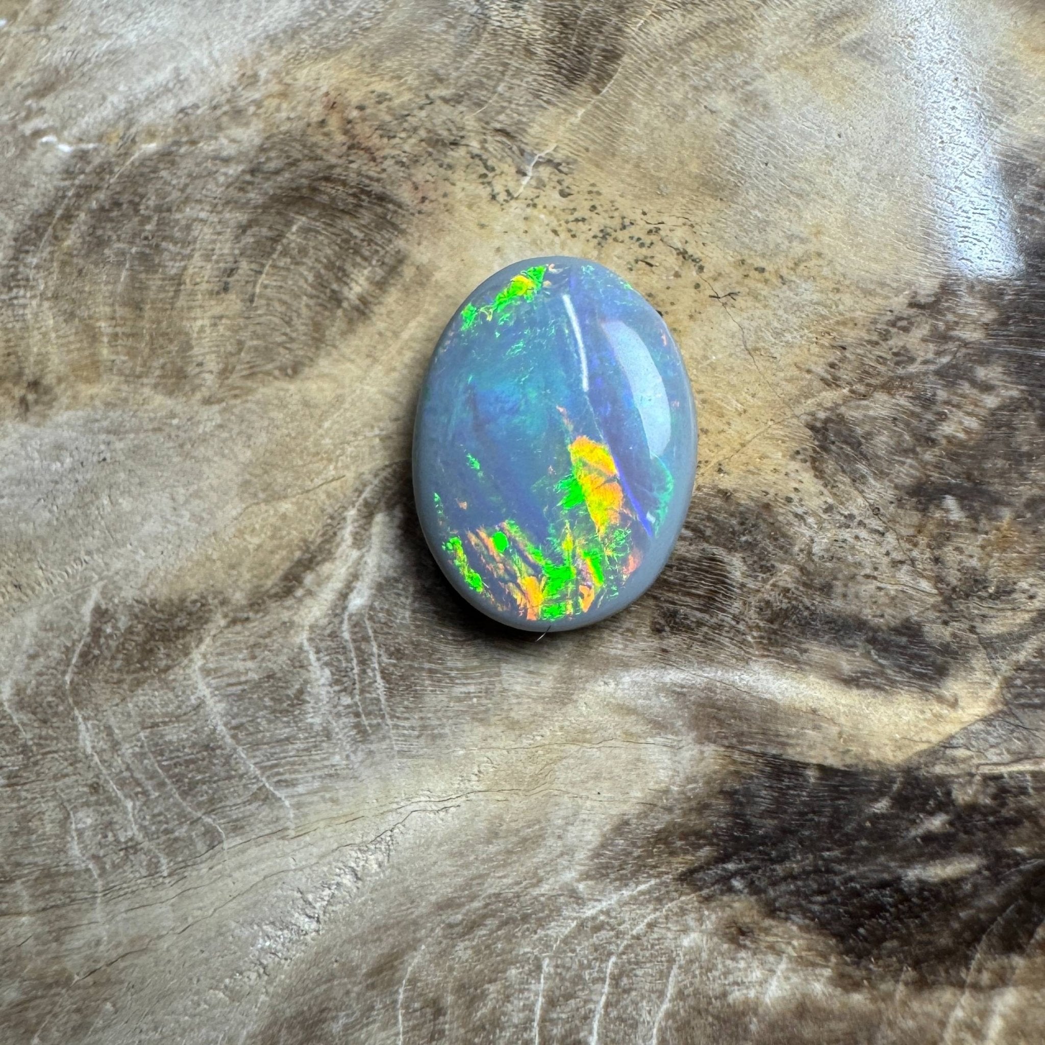 1.1ct Hand - cut Solid Lightning Ridge Opal