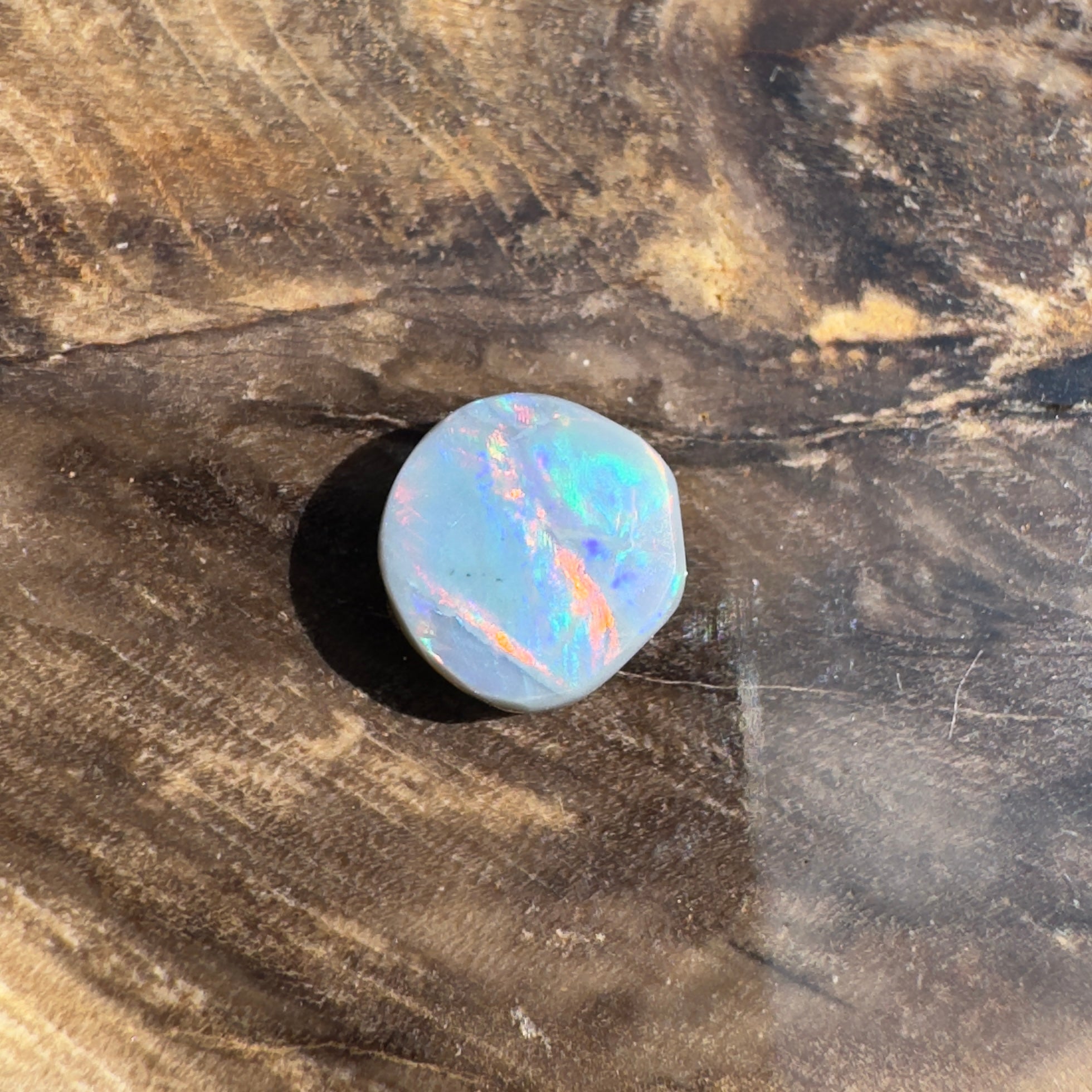 1.1ct Hand - cut Solid Lightning Ridge Opal