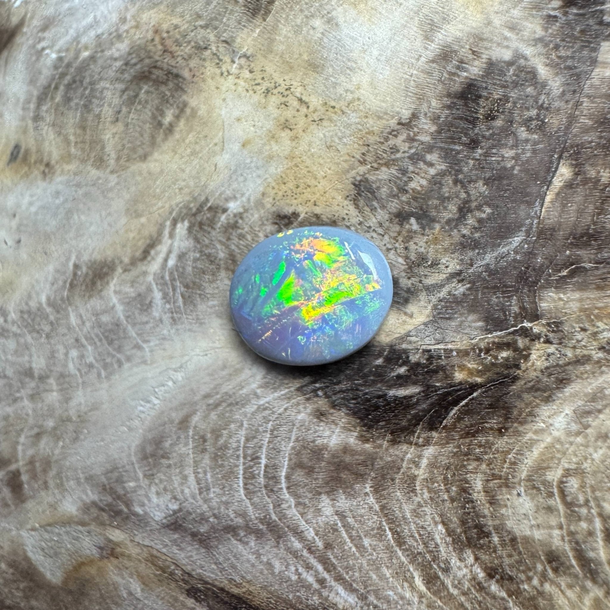 1.1ct Hand - cut Solid Lightning Ridge Opal