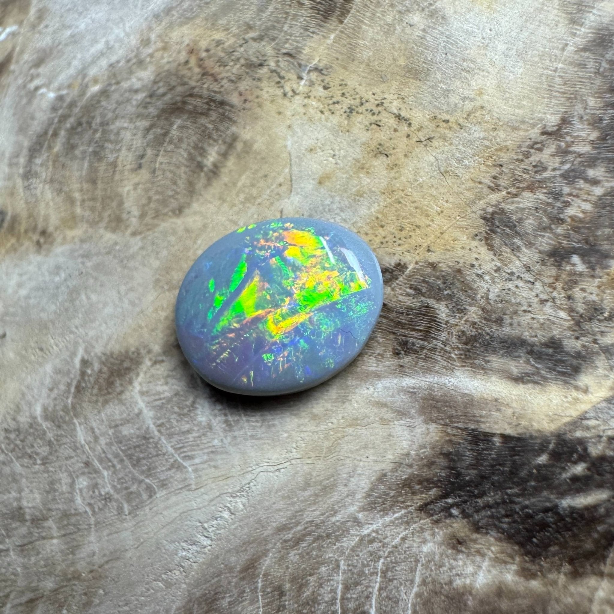 1.1ct Hand - cut Solid Lightning Ridge Opal