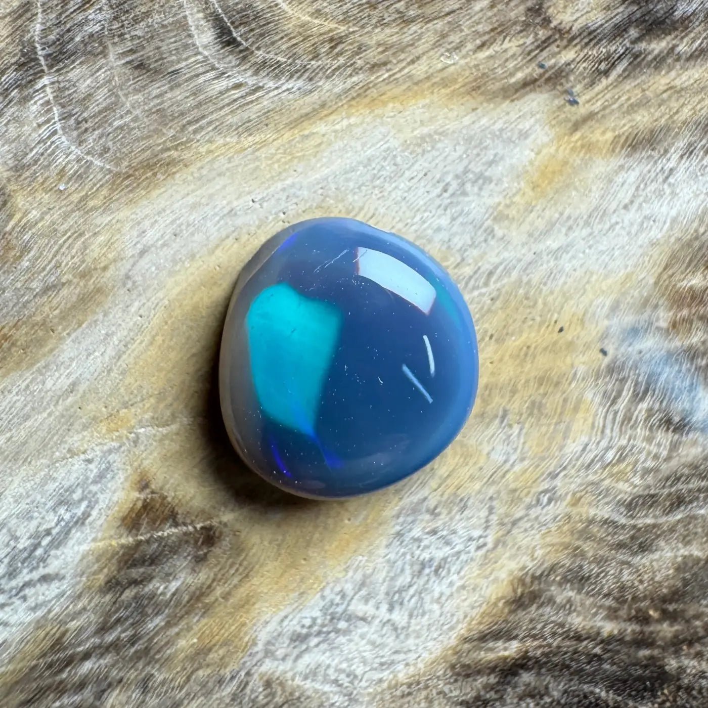 1.1ct Hand - Cut Solid Lightning Ridge Opal