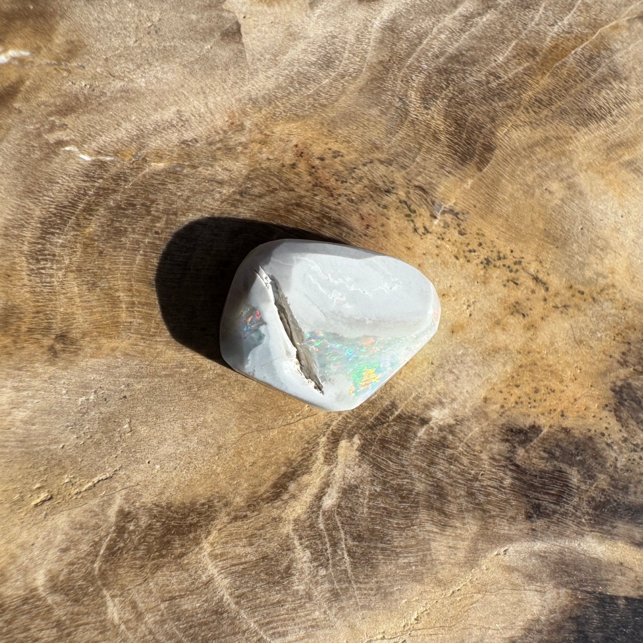 1.1ct Hand - cut Solid Lightning Ridge Opal