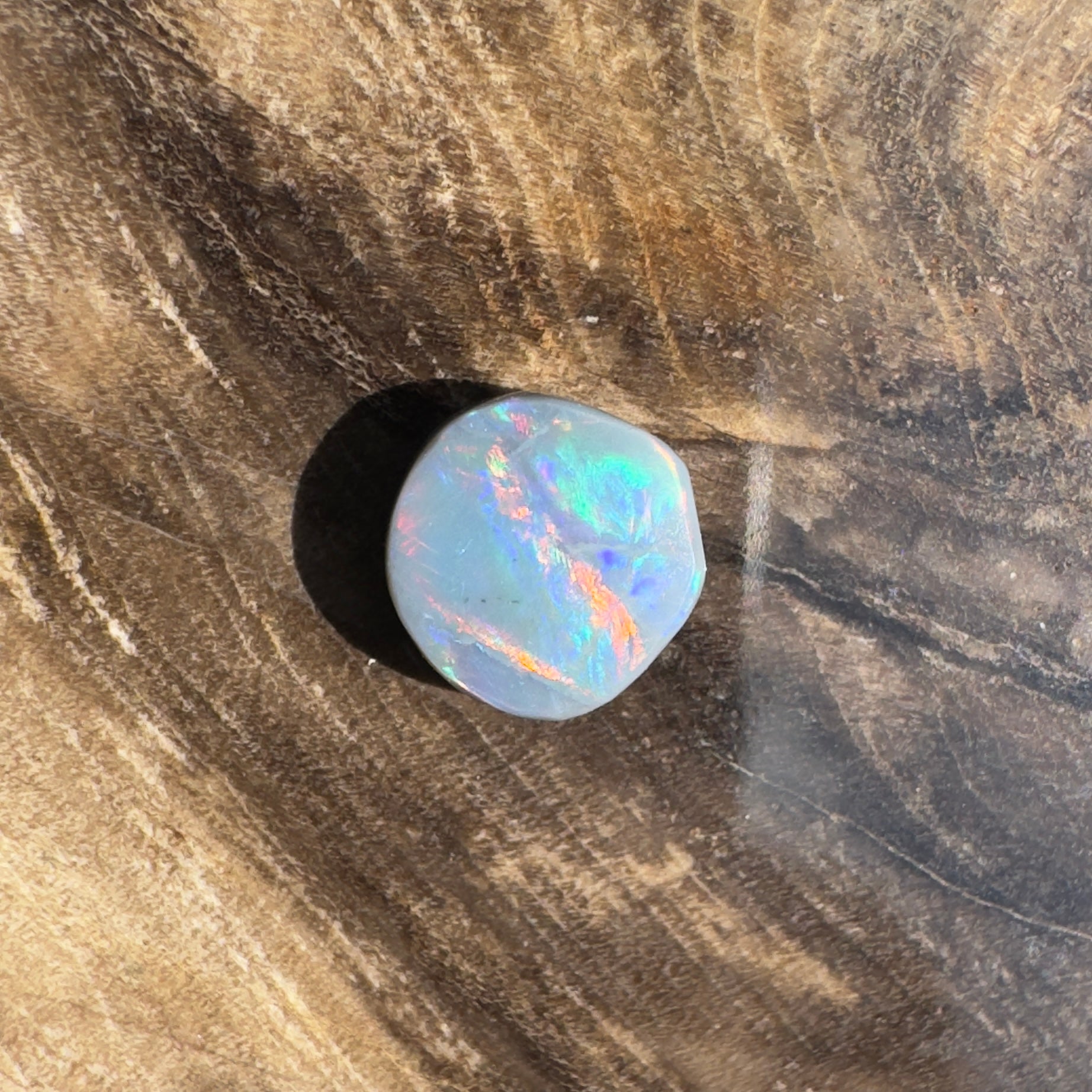 1.1ct Hand - cut Solid Lightning Ridge Opal