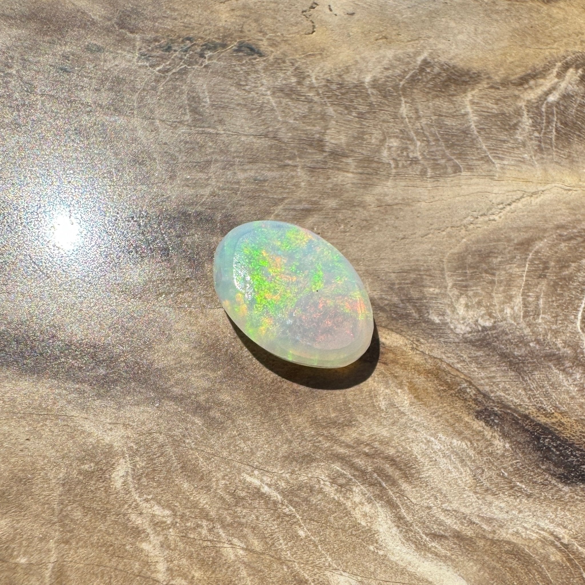 1.2ct Hand - cut Solid Coober Pedy Opal