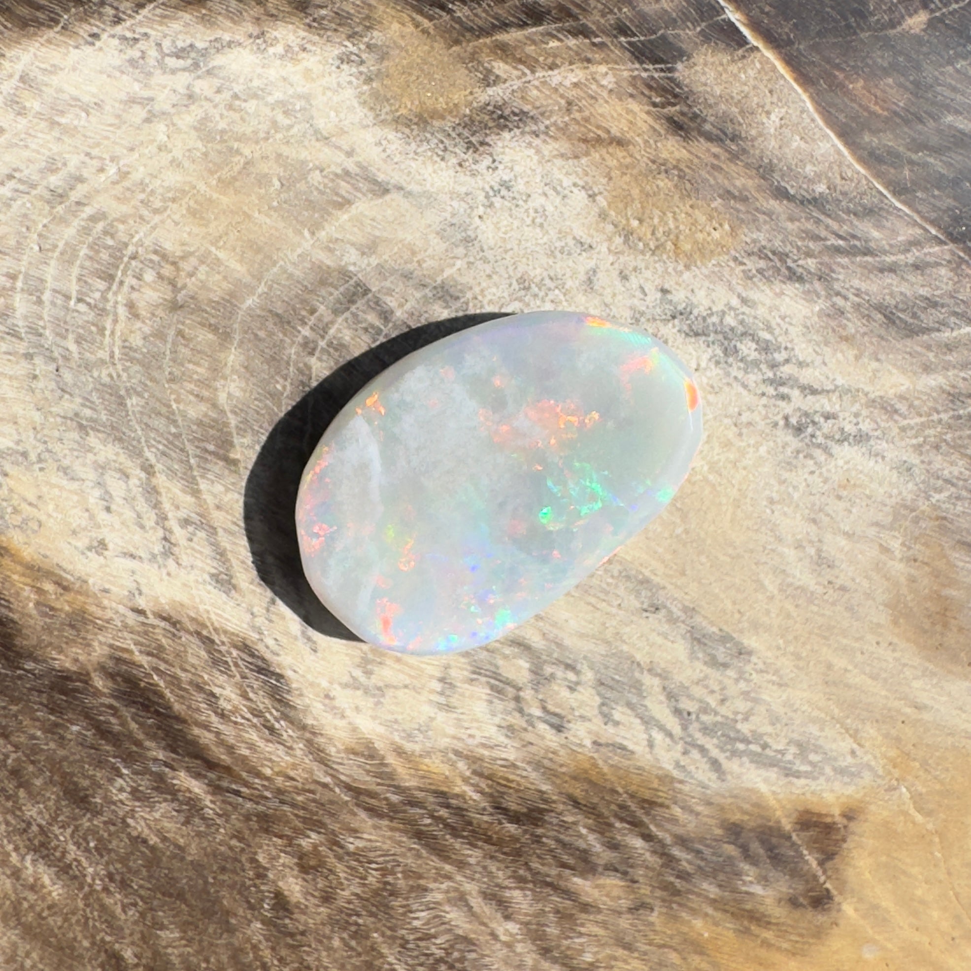 1.2ct Hand - cut Solid Lightning Ridge Opal