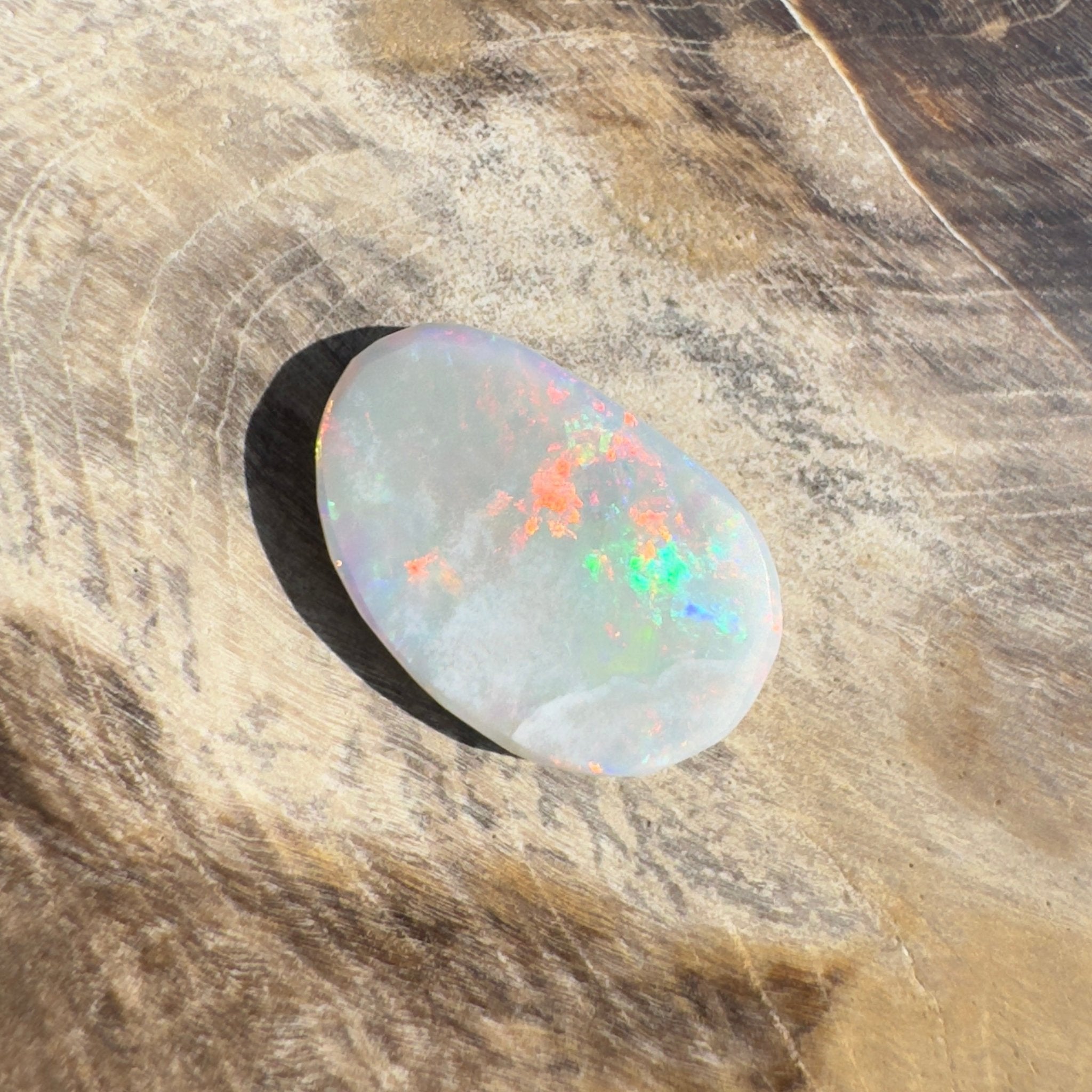 1.2ct Hand - cut Solid Lightning Ridge Opal