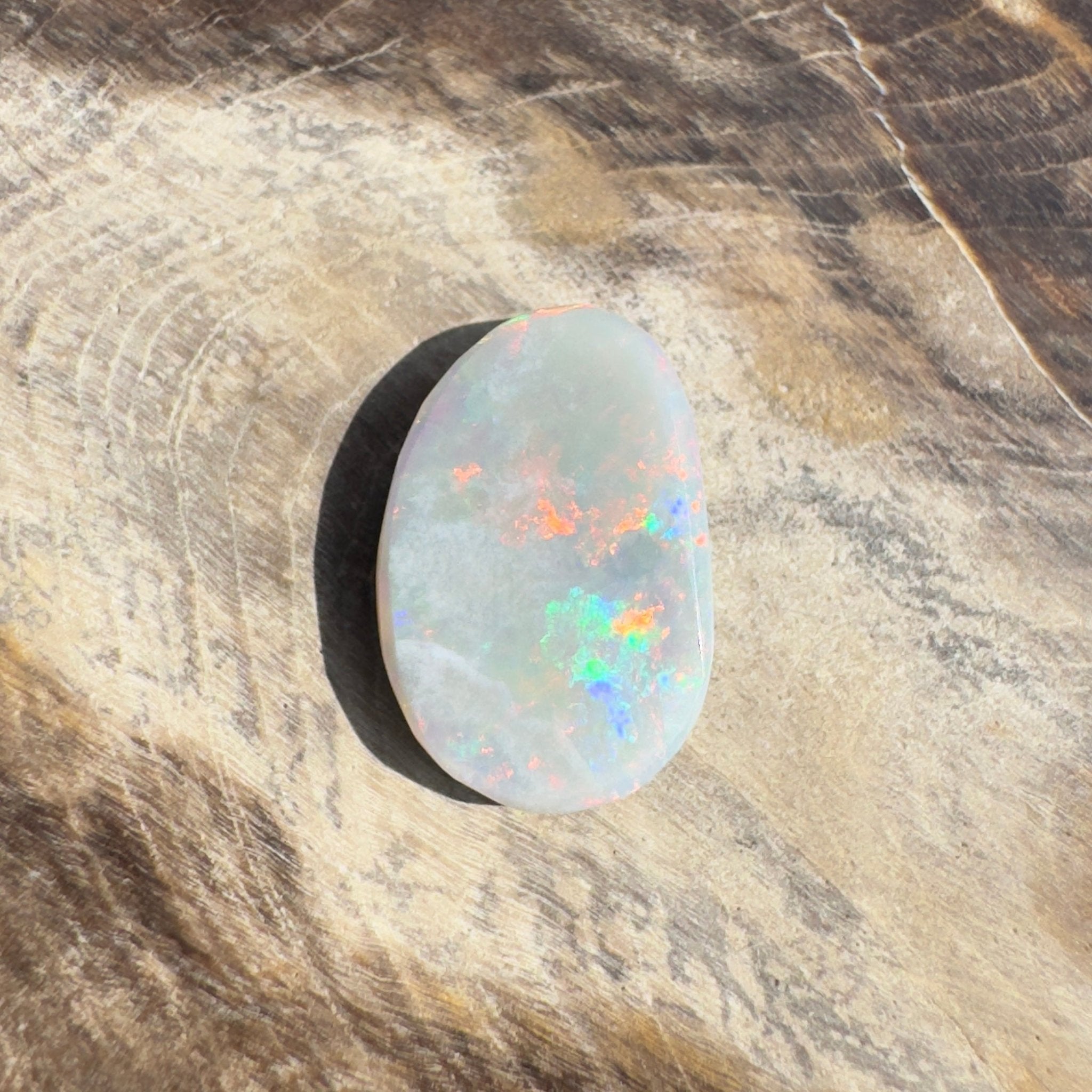 1.2ct Hand - cut Solid Lightning Ridge Opal