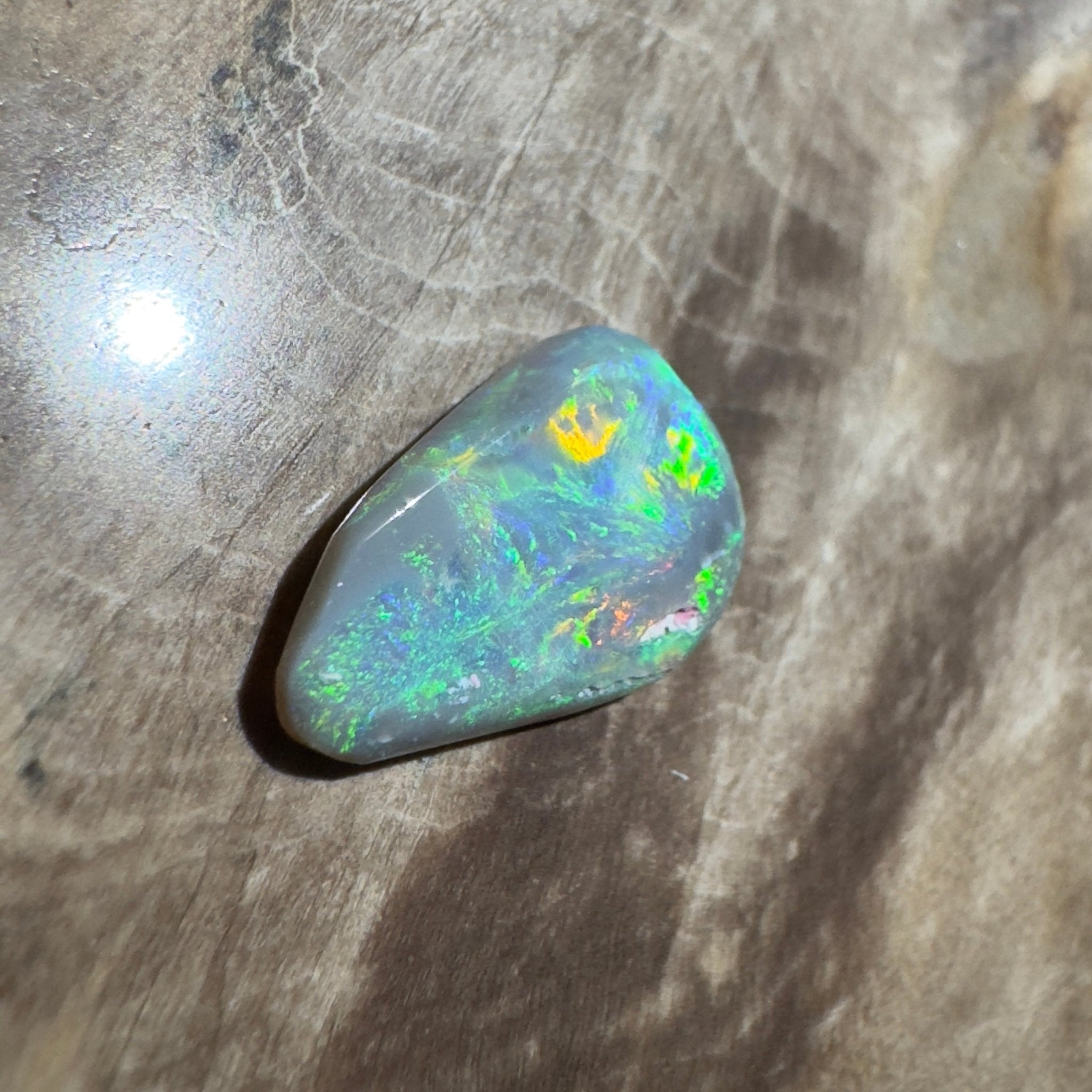 1.2ct Hand - Cut Solid Lightning Ridge Semi Black Opal