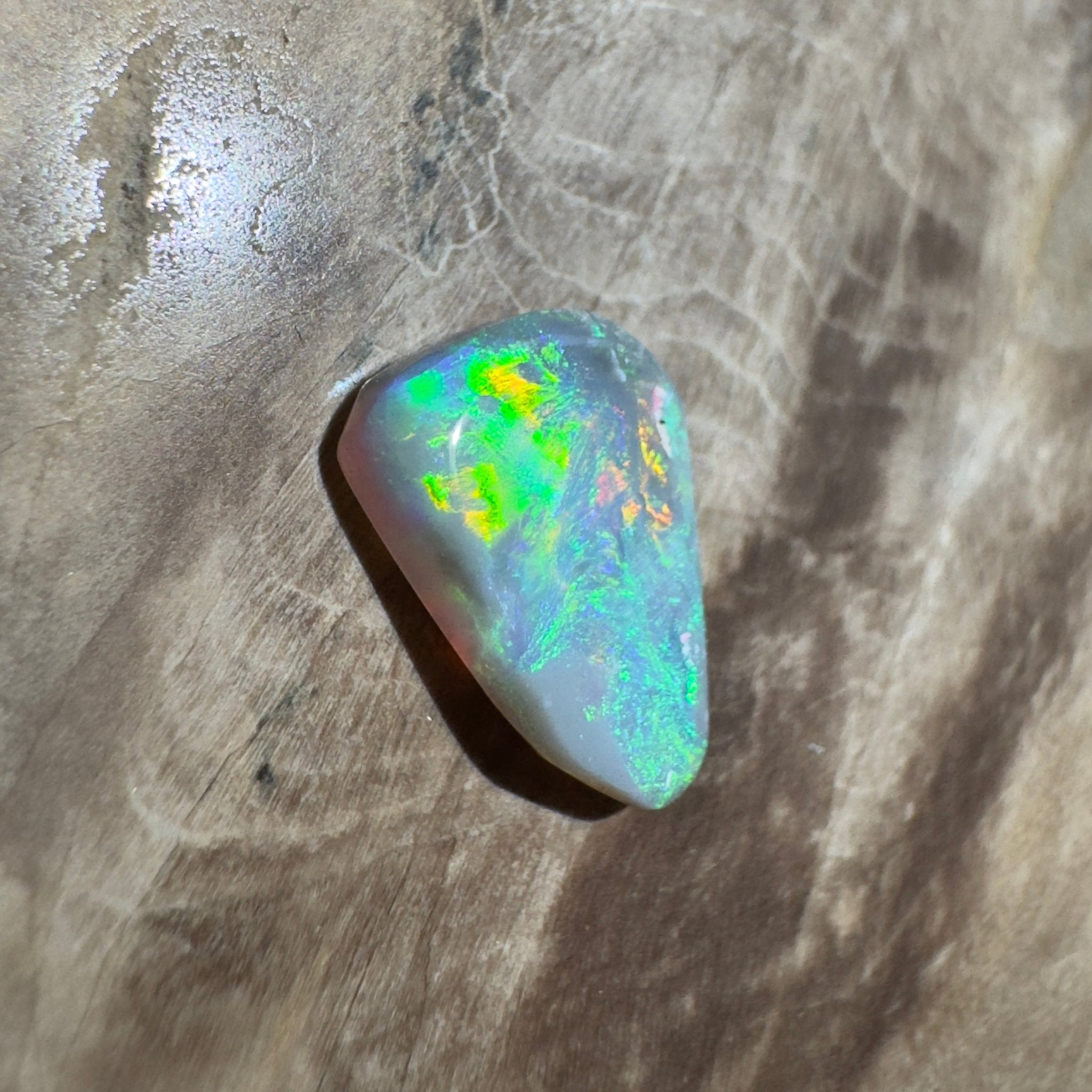 1.2ct Hand - Cut Solid Lightning Ridge Semi Black Opal
