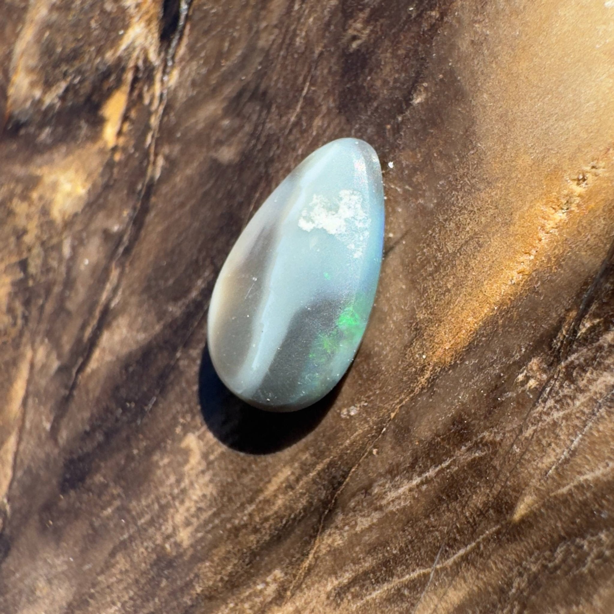 1.3CT Hand - cut Solid Australian Lightning Ridge Black Opal