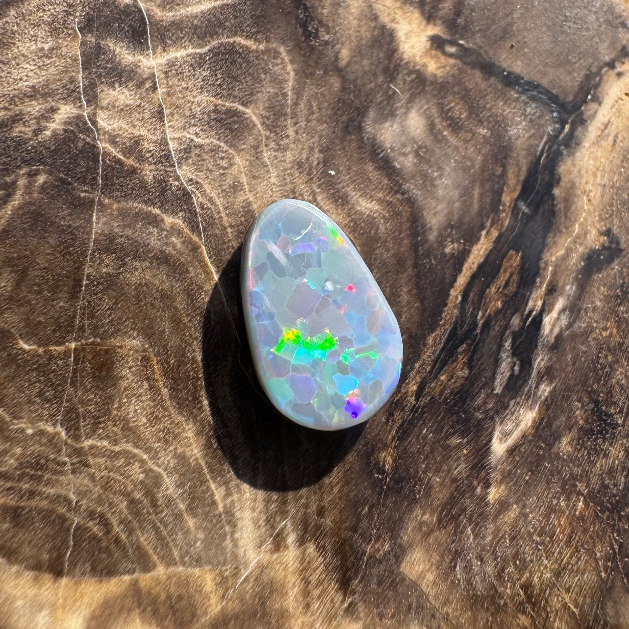 1.3ct Hand - cut Solid Lightning Ridge Semi Black Opal