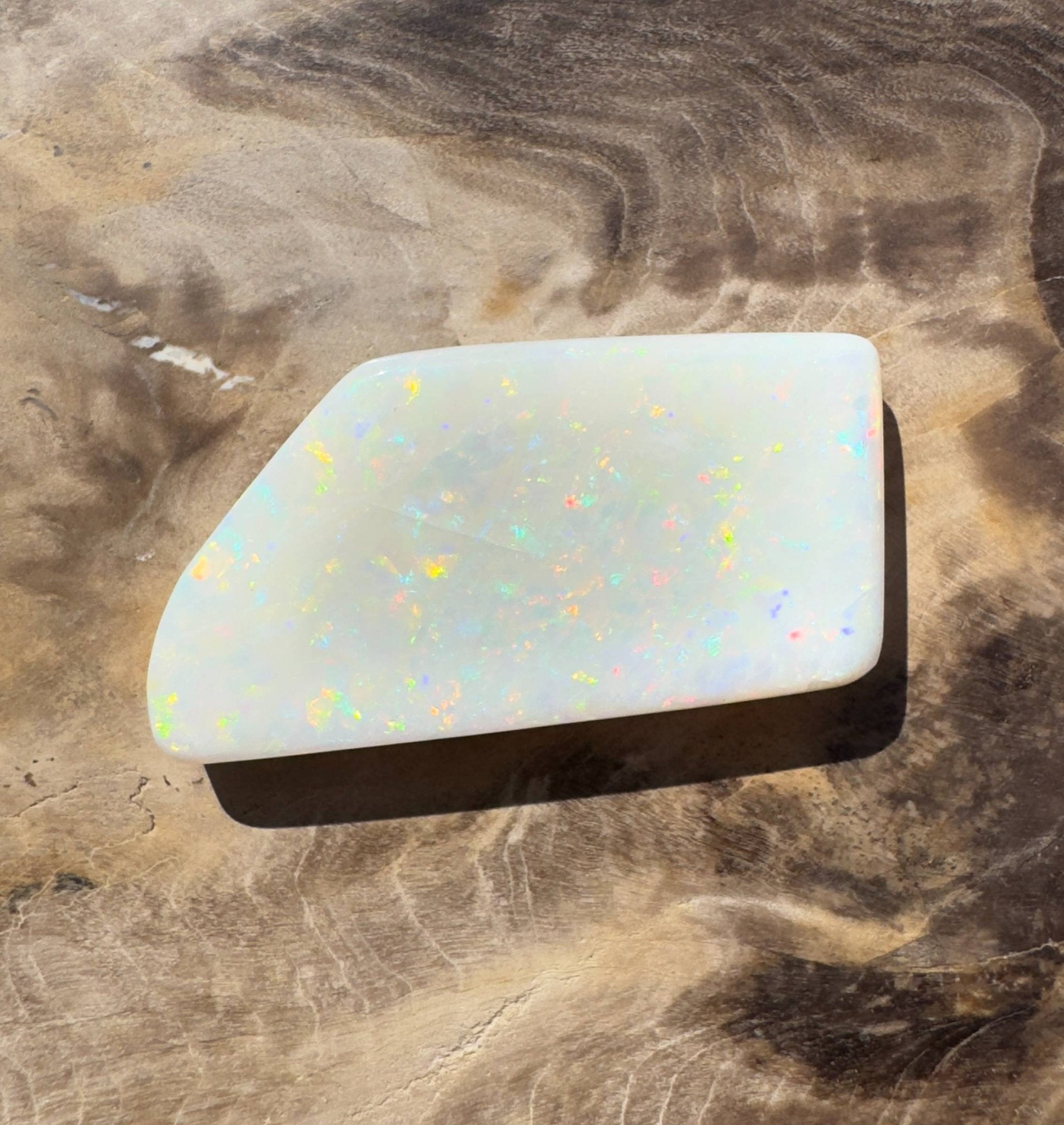 15.3ct Hand - cut Solid Australian Coober Pedy Opal