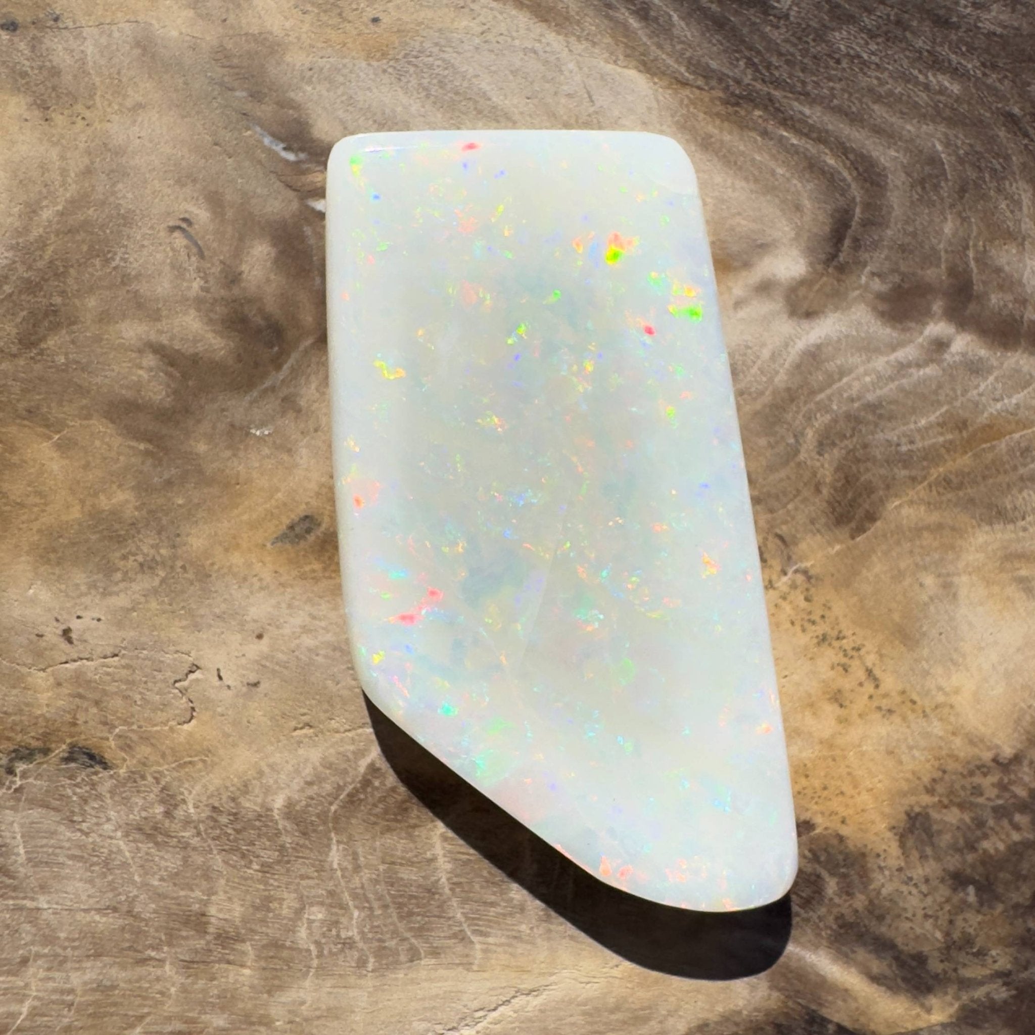 15.3ct Hand - cut Solid Australian Coober Pedy Opal