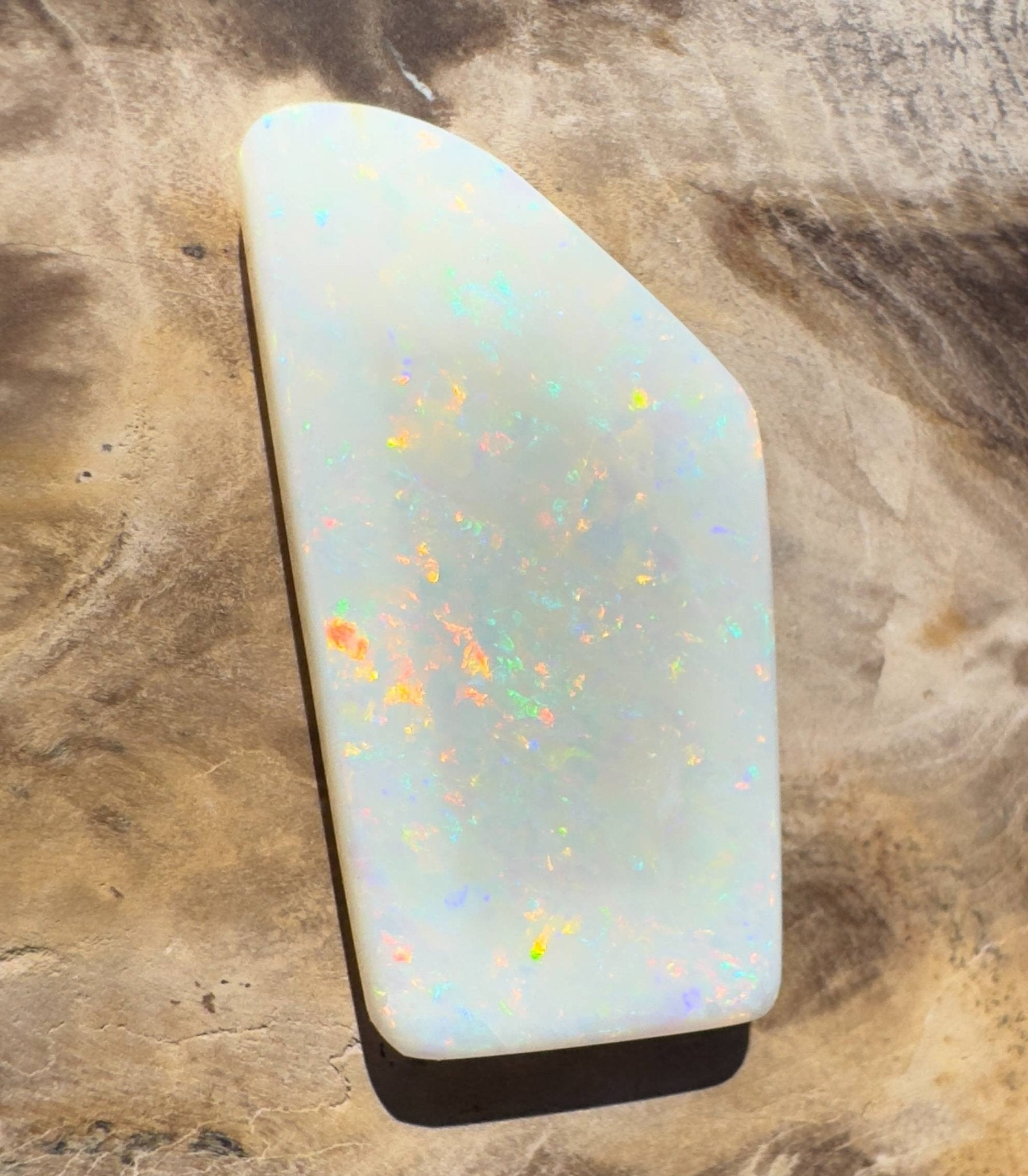15.3ct Hand - cut Solid Australian Coober Pedy Opal