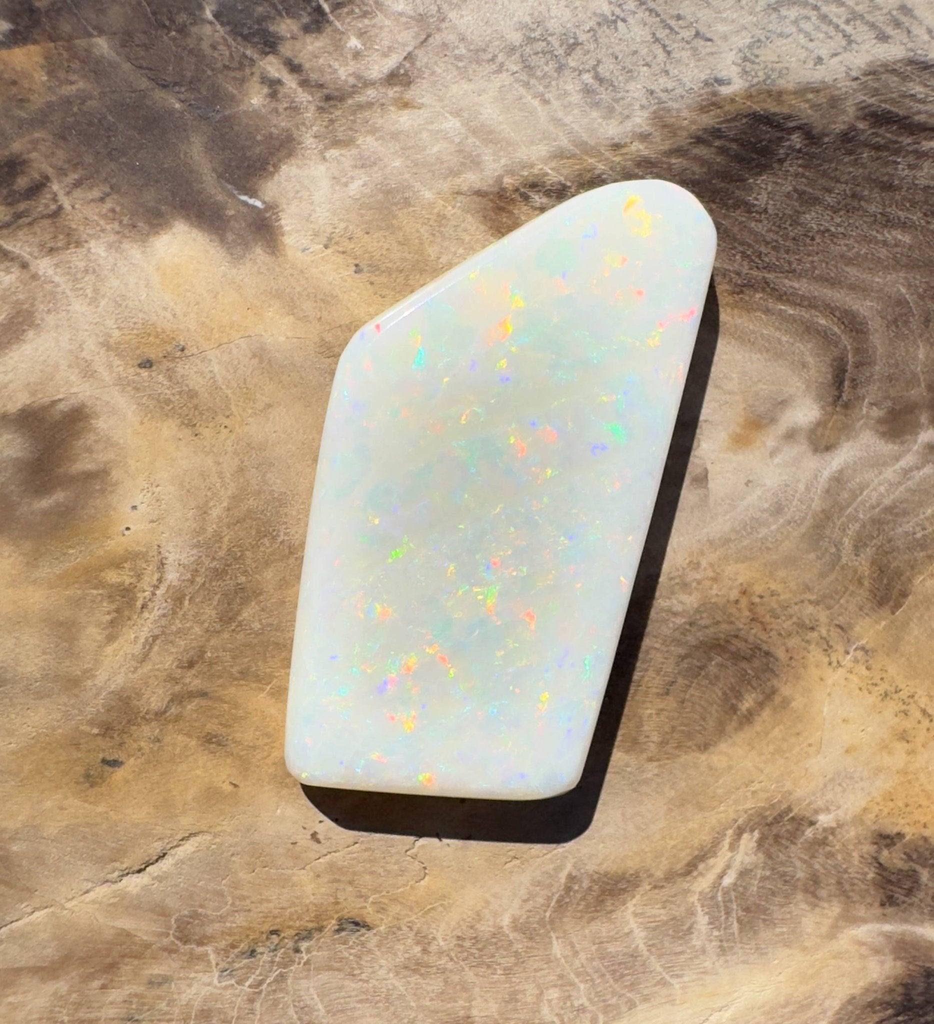 15.3ct Hand - cut Solid Australian Coober Pedy Opal