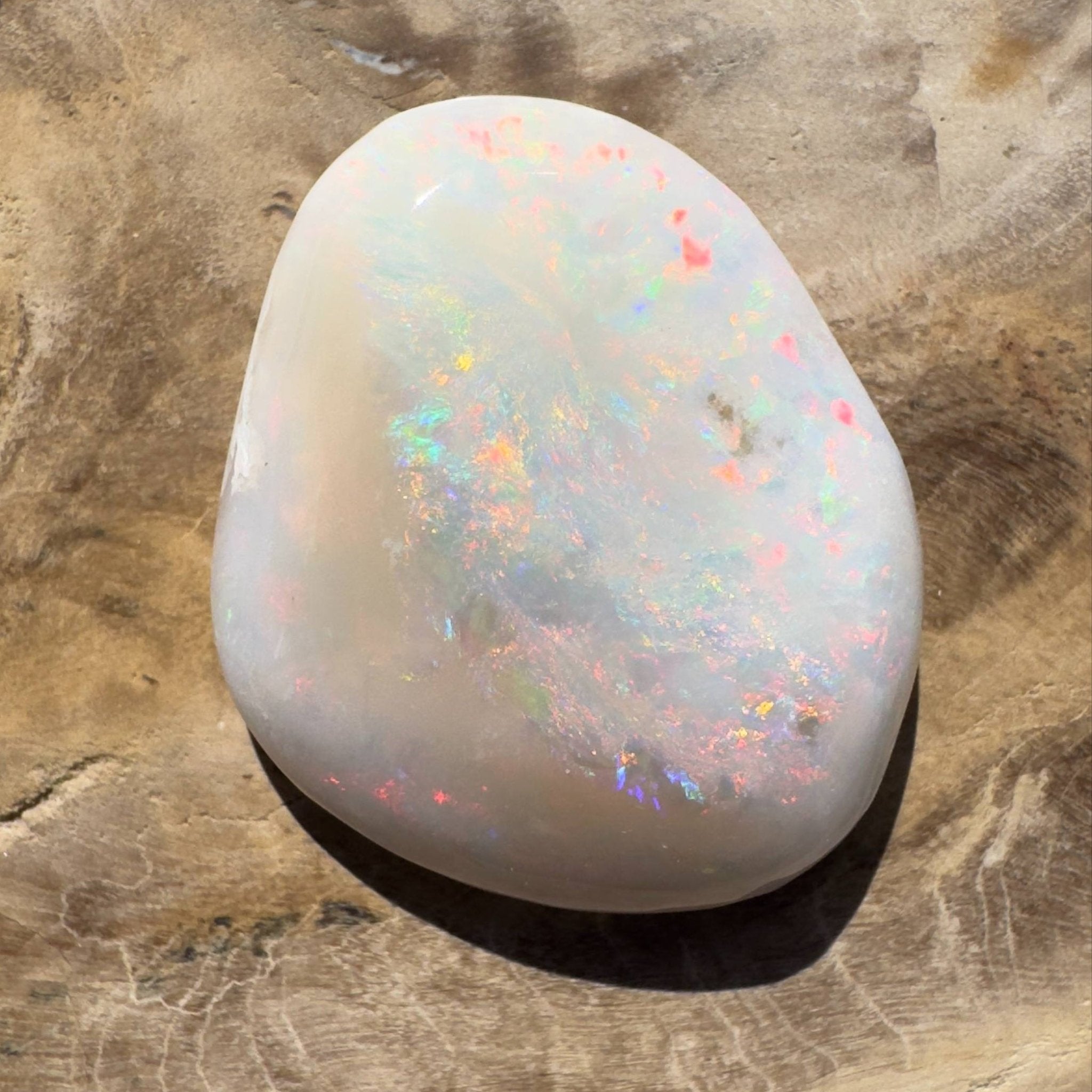 15.6ct Hand - cut Solid Australian Lightning Ridge Opal