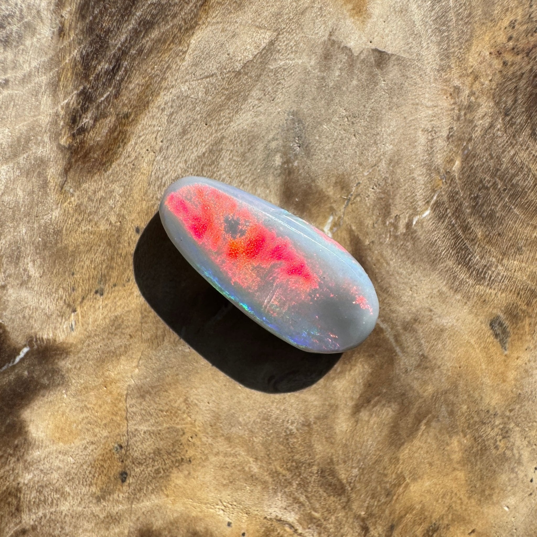 1.5ct Hand - cut Solid Lightning Ridge Semi Black Opal