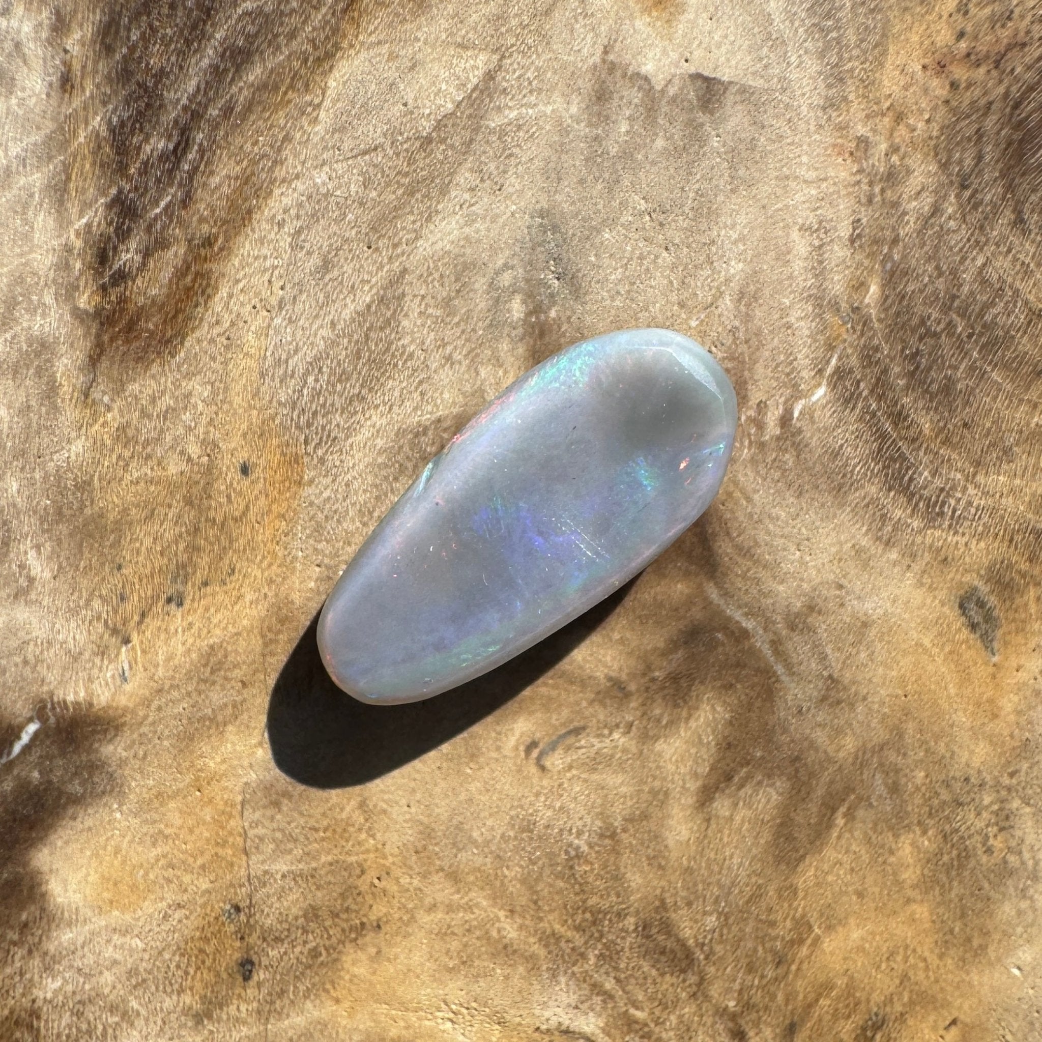 1.5ct Hand - cut Solid Lightning Ridge Semi Black Opal