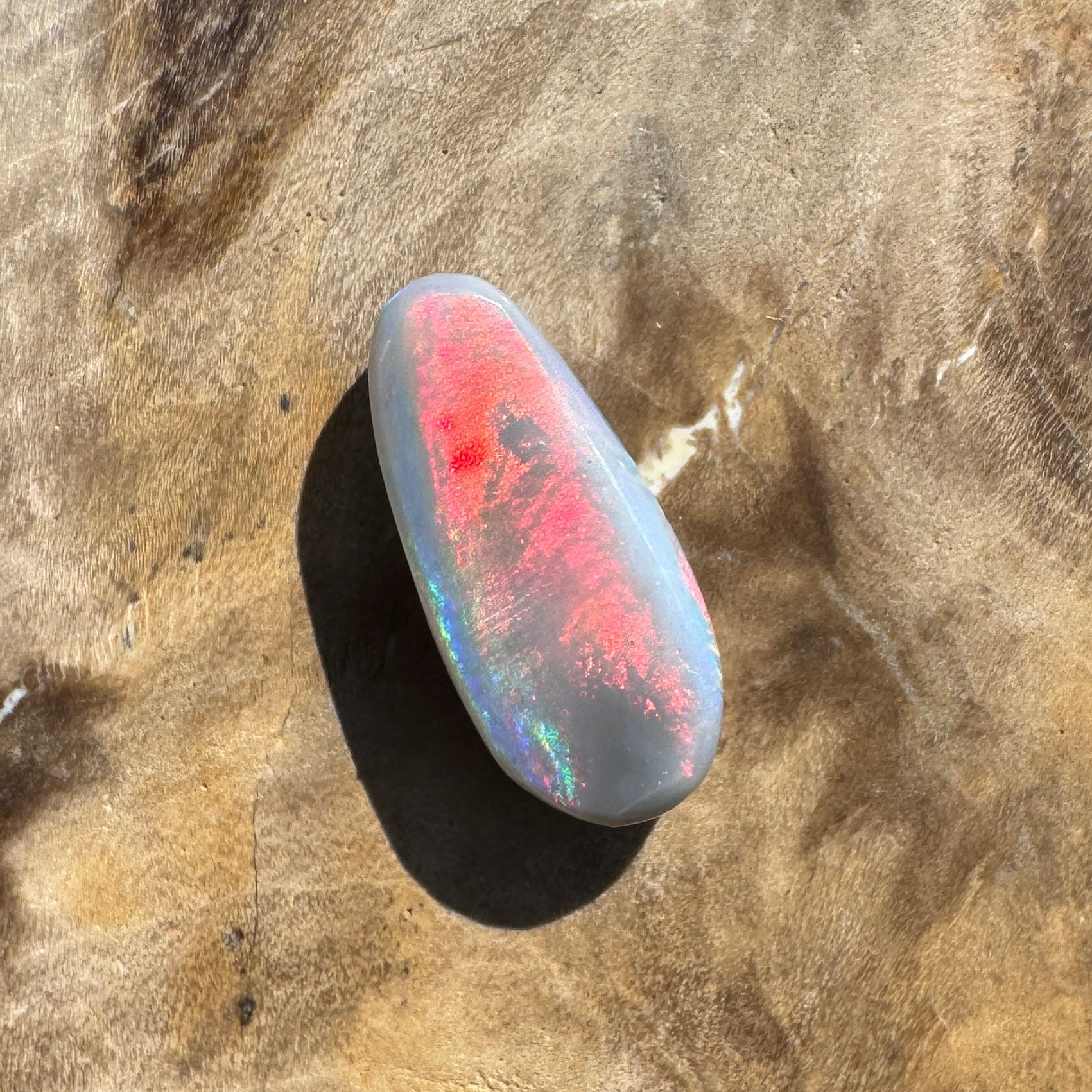 1.5ct Hand - cut Solid Lightning Ridge Semi Black Opal