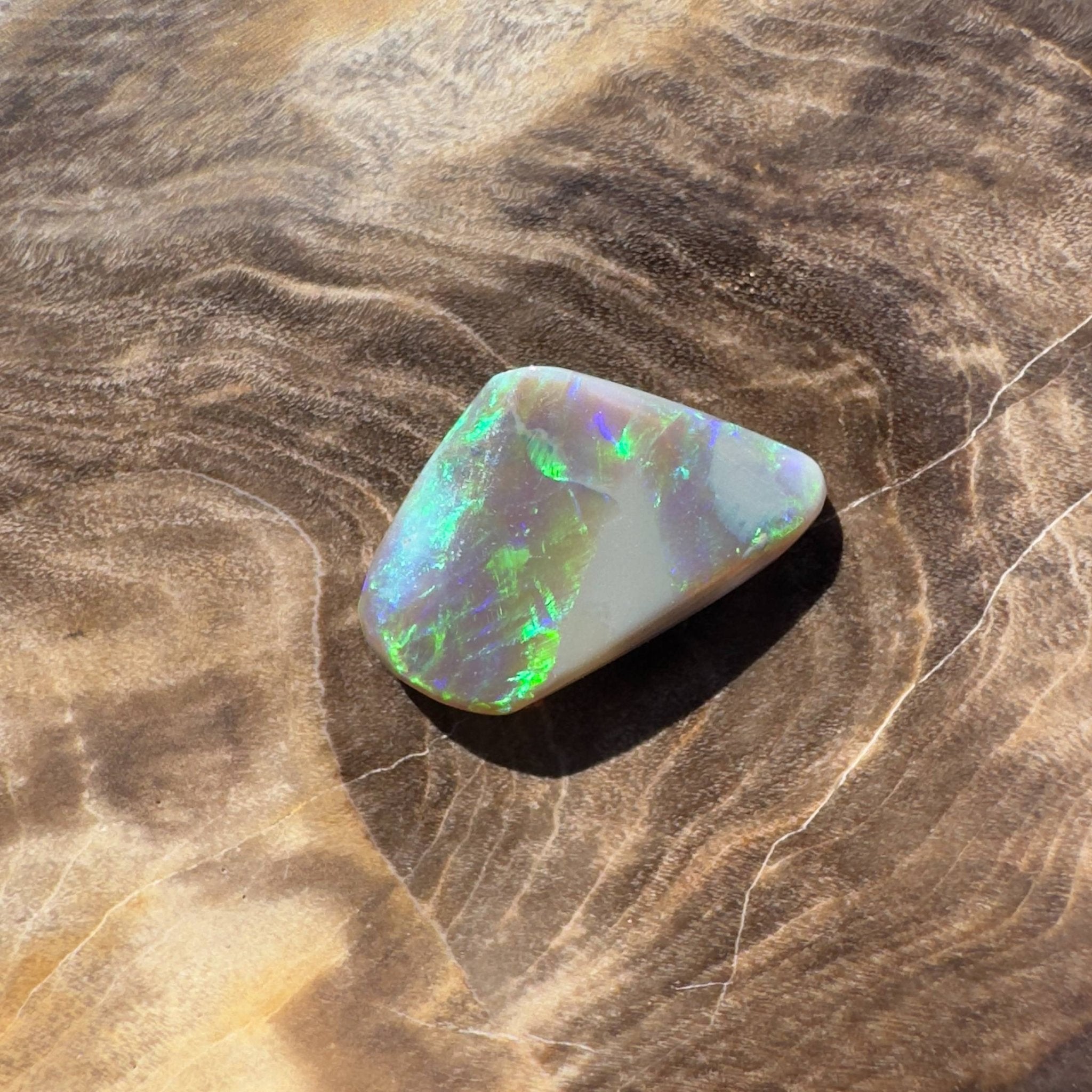 1.5ct Solid Hand - cut Lightning Ridge Semi Black Opal
