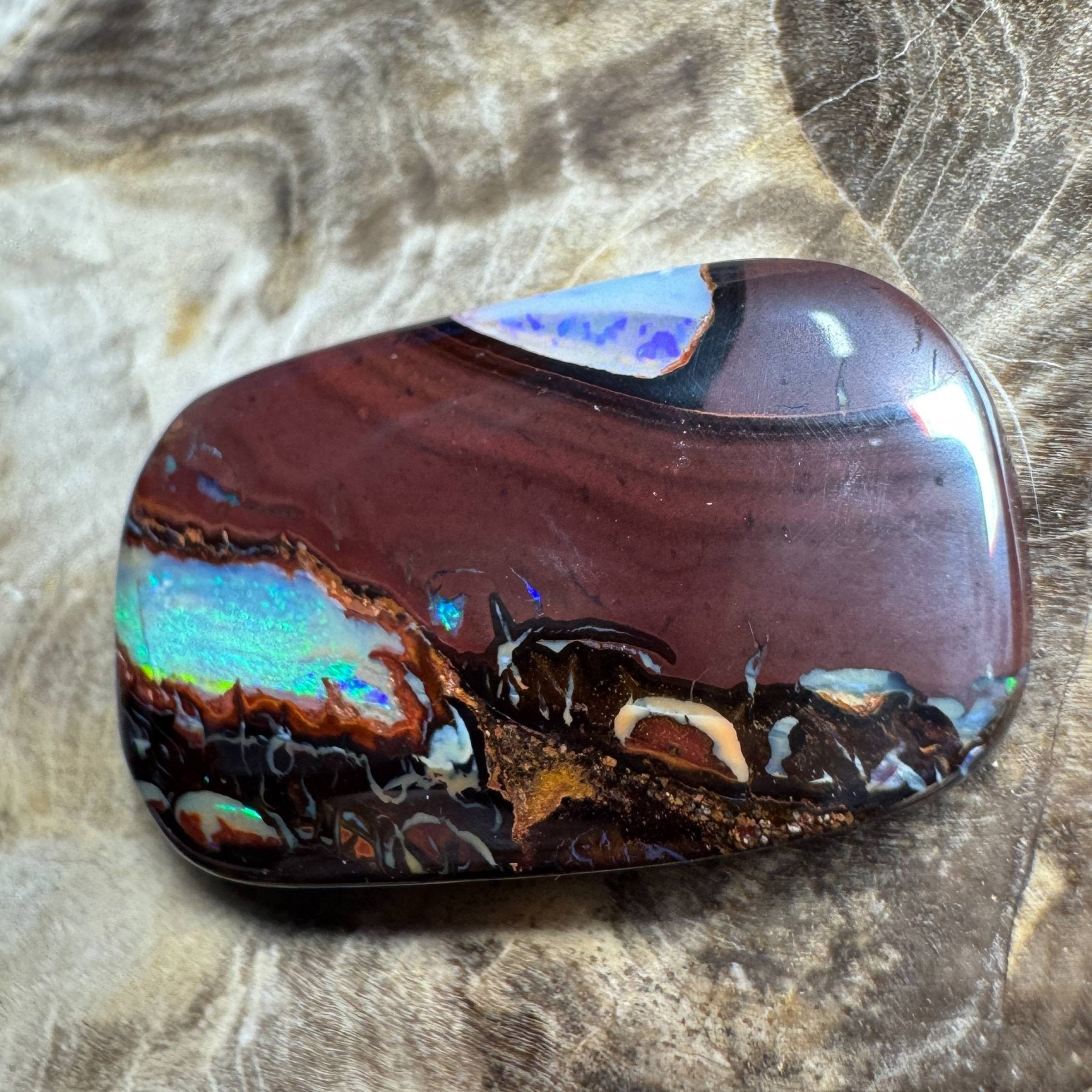 16.9ct Hand - cut Queensland Boulder Opal