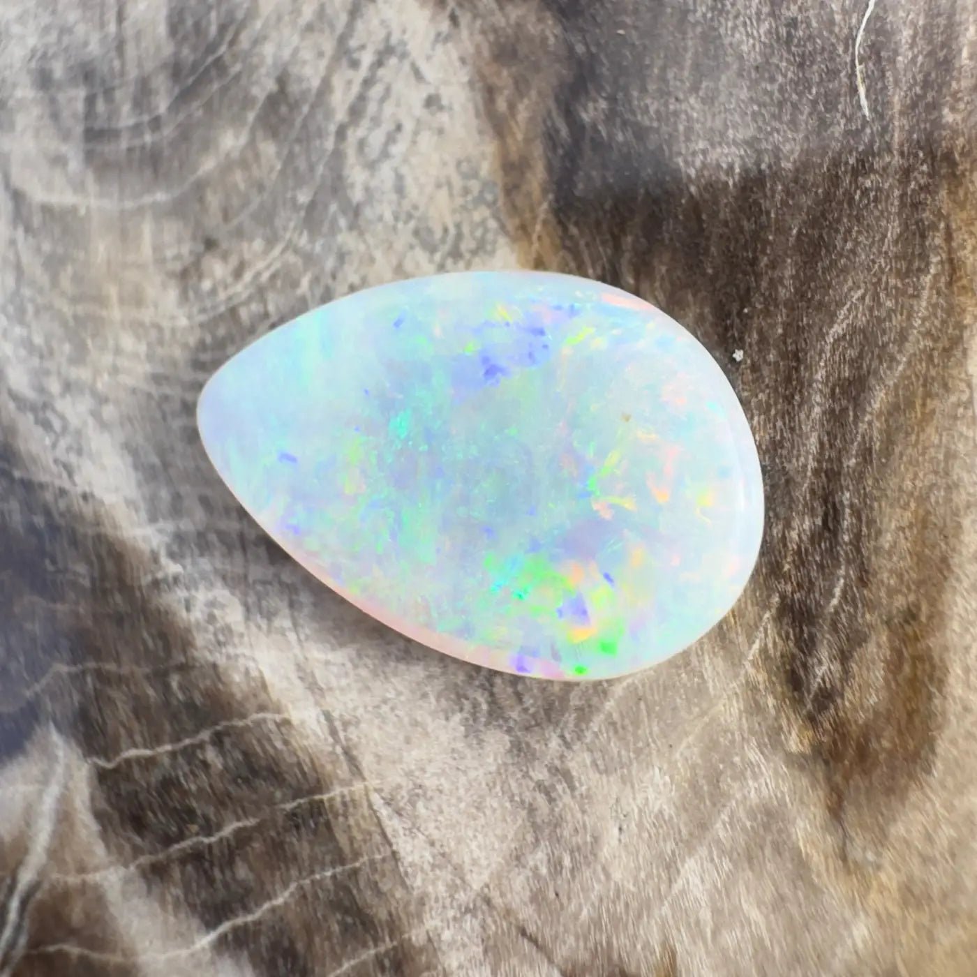 1.6ct Coober Pedy Opal Solid Hand - Cut