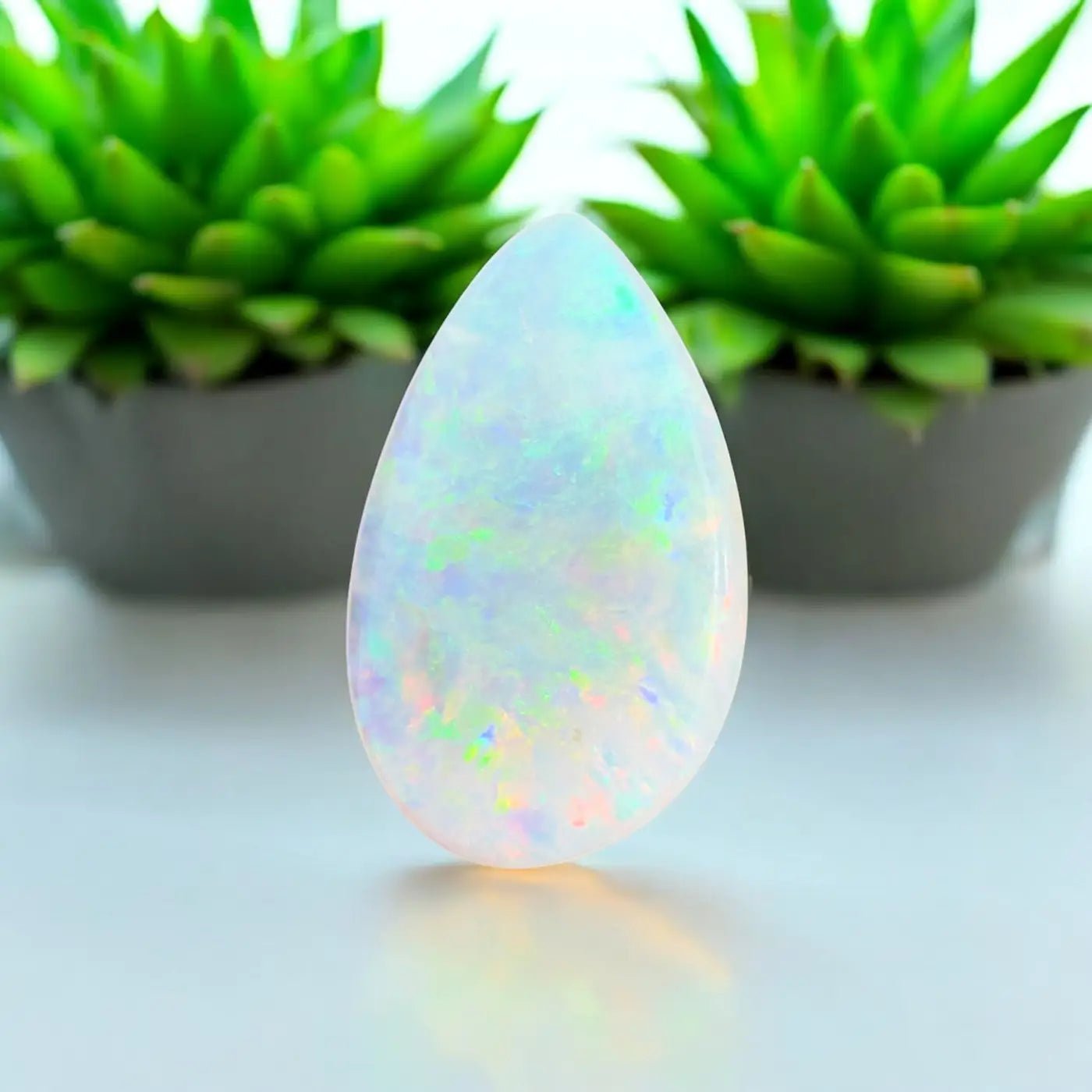 1.6ct Coober Pedy Opal Solid Hand - Cut