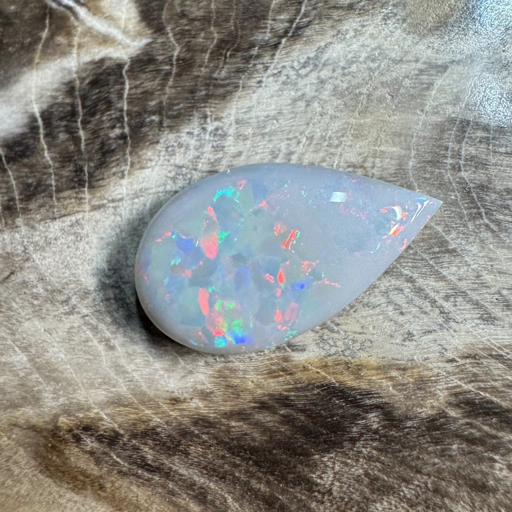 1.6ct Hand - Cut Solid Coober Pedy Opal