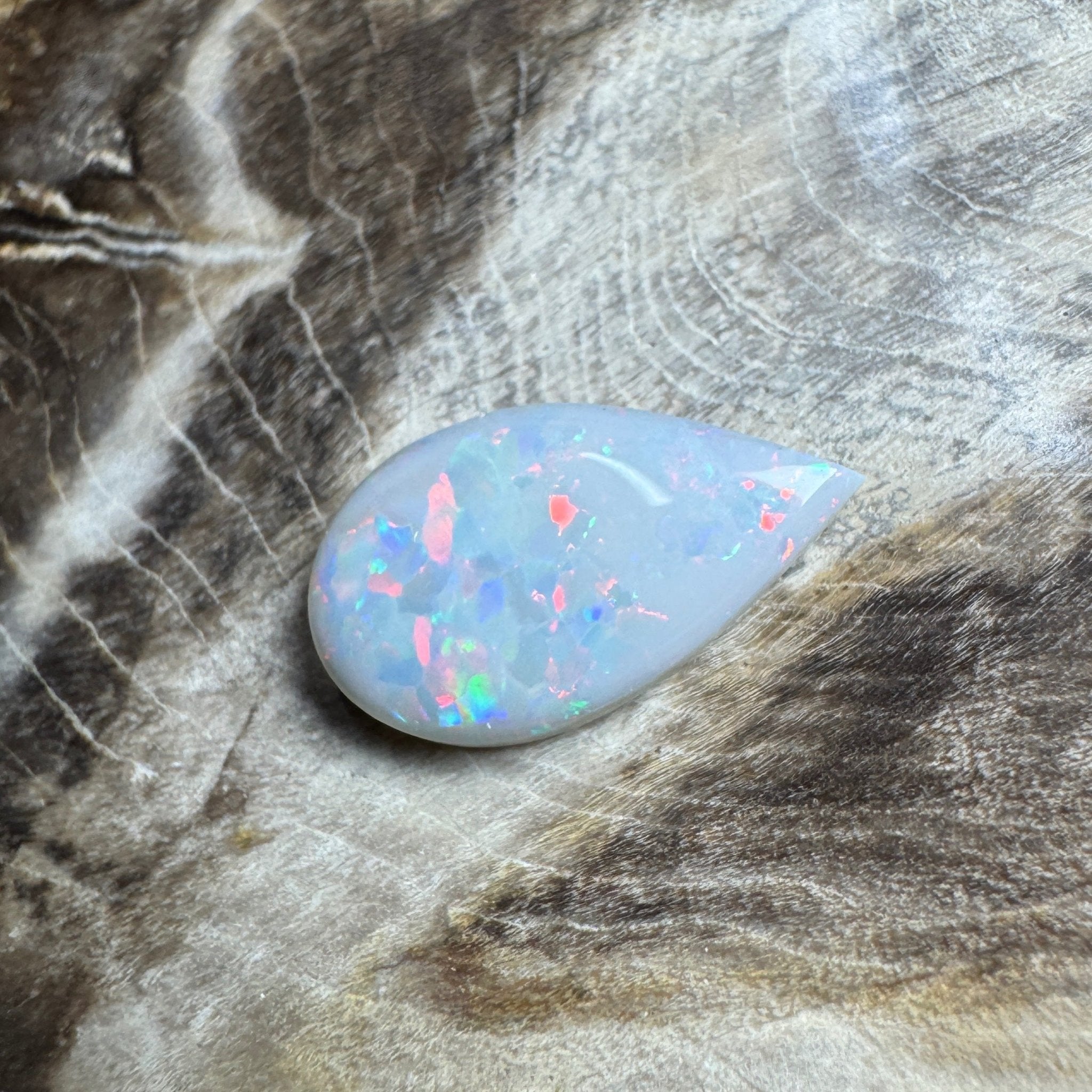 1.6ct Hand - Cut Solid Coober Pedy Opal