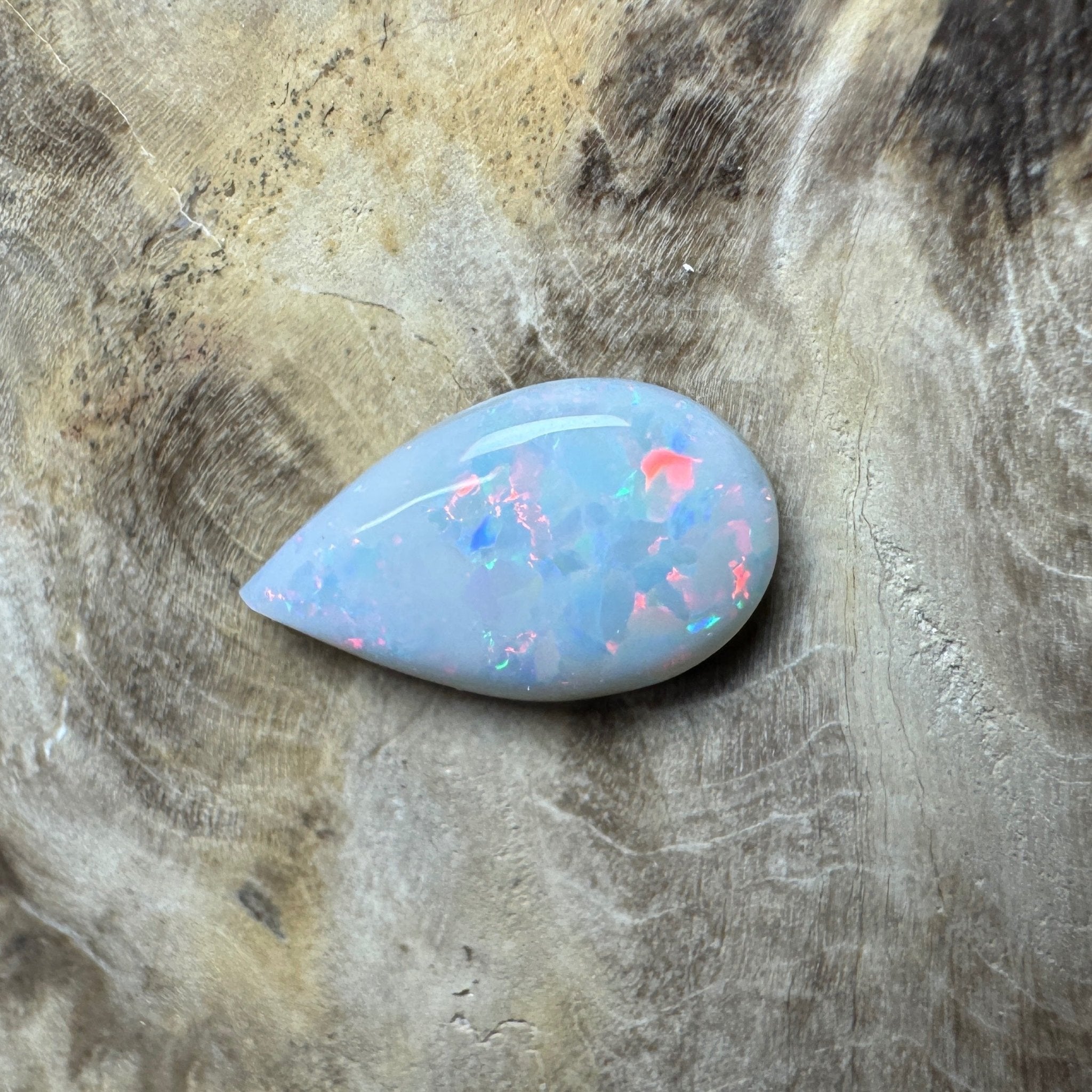 1.6ct Hand - Cut Solid Coober Pedy Opal