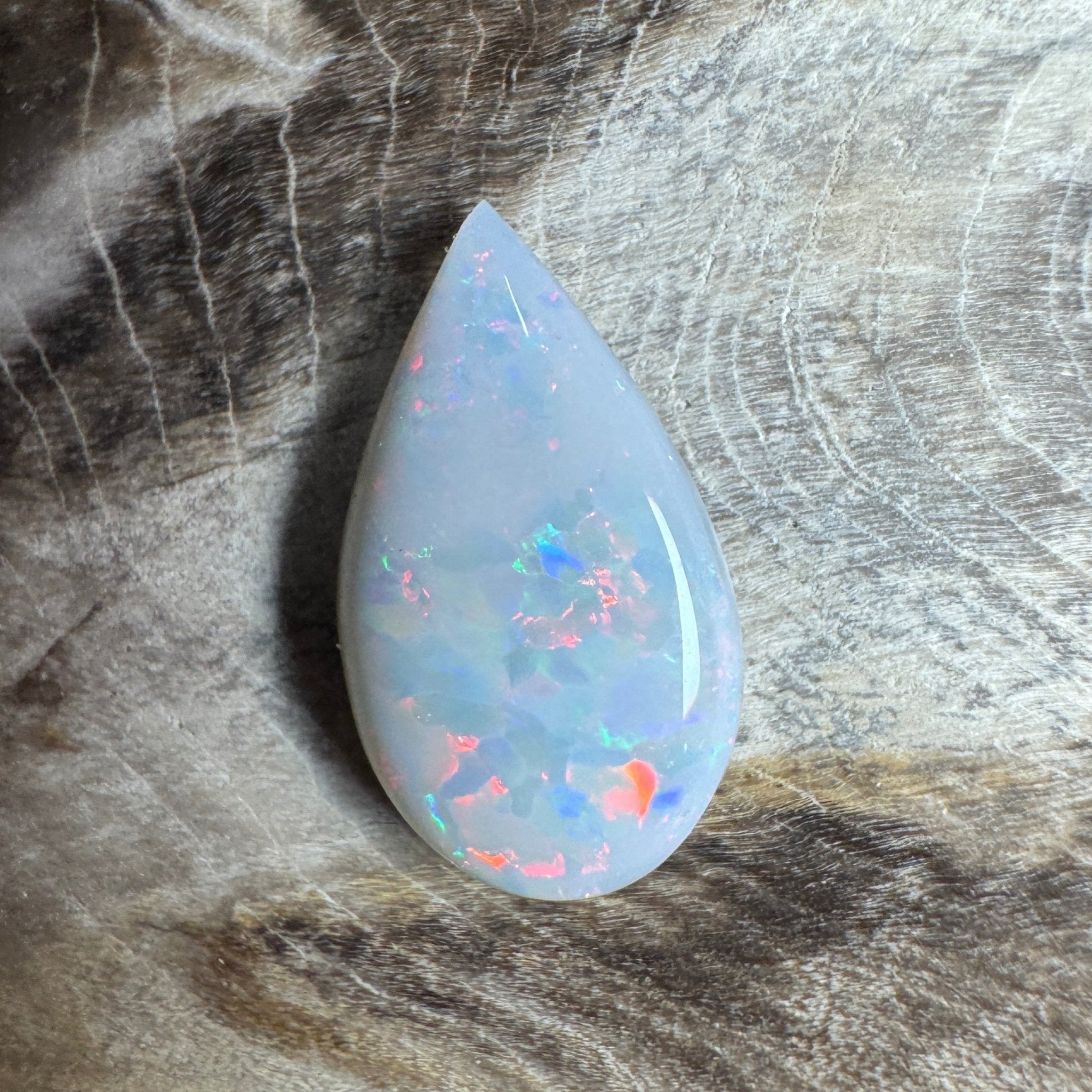 1.6ct Hand - Cut Solid Coober Pedy Opal