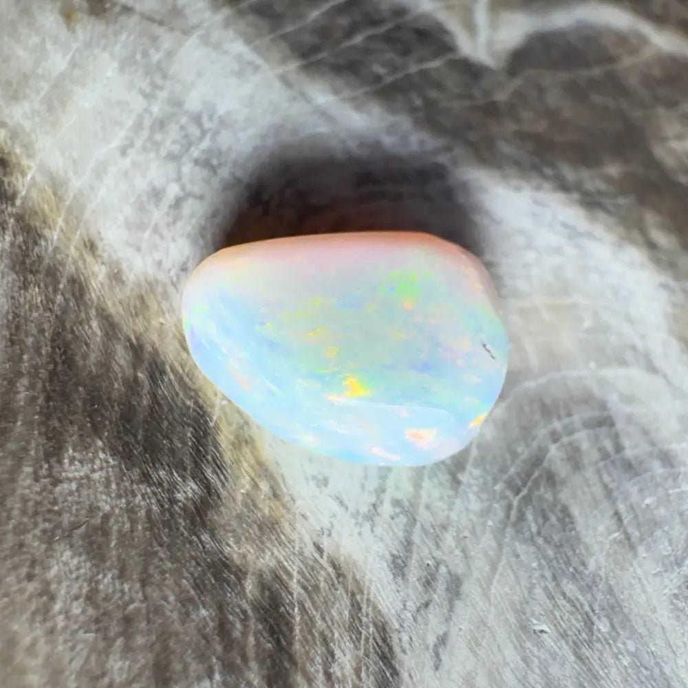 1.7ct Coober Pedy Opal Solid Hand - Cut