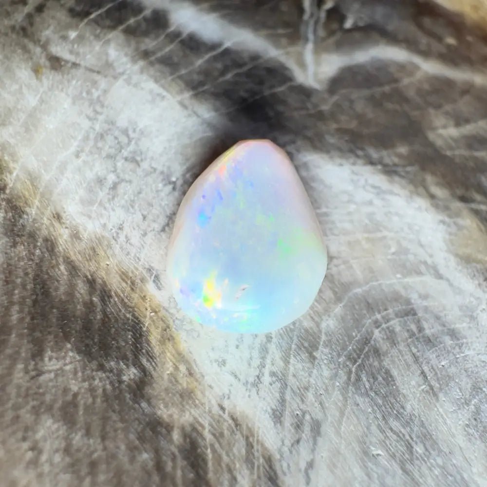 1.7ct Coober Pedy Opal Solid Hand - Cut
