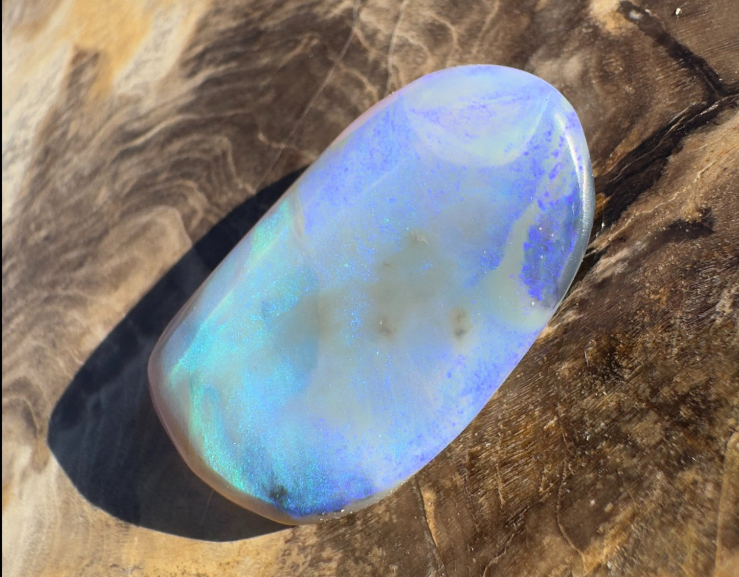 17ct Hand - Cut Solid Lightning Ridge Opal