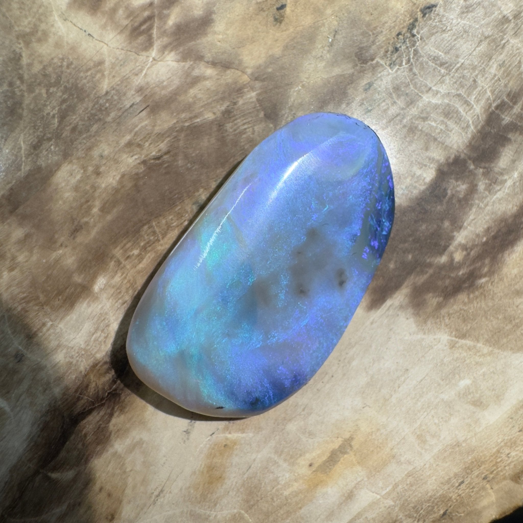 17ct Hand - Cut Solid Lightning Ridge Opal