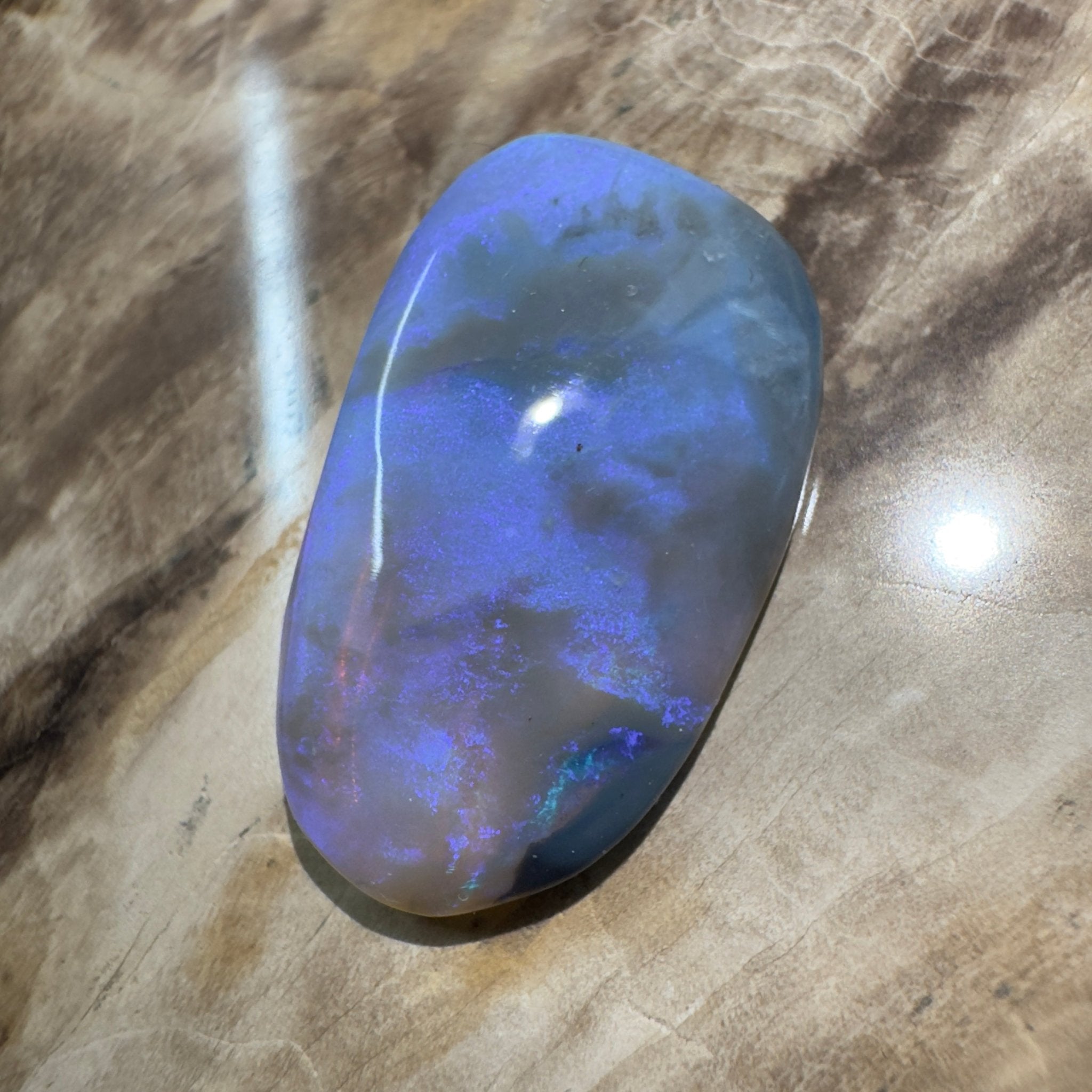 17ct Hand - Cut Solid Lightning Ridge Opal